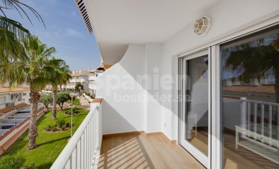 Lägenhet - Resale - Orihuela Costa - Campoamor