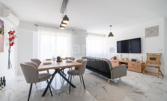Lägenhet - Resale - Orihuela Costa - Punta Prima