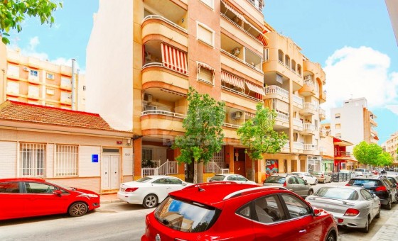 Lägenhet - Resale - Torrevieja - Centro