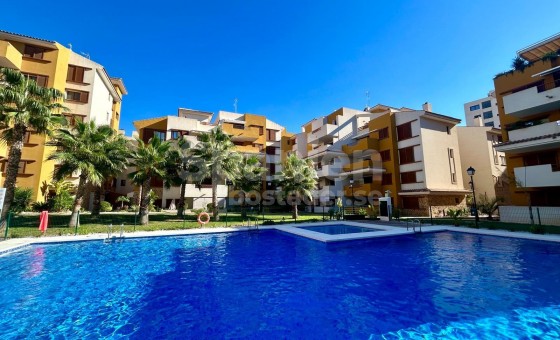 Lägenhet - Resale - Torrevieja - Punta Prima