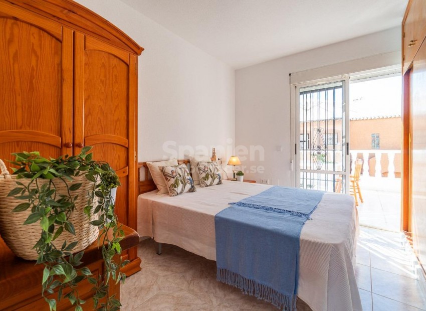 Long time Rental - Lägenhet -
Torrevieja - Playa de los locos