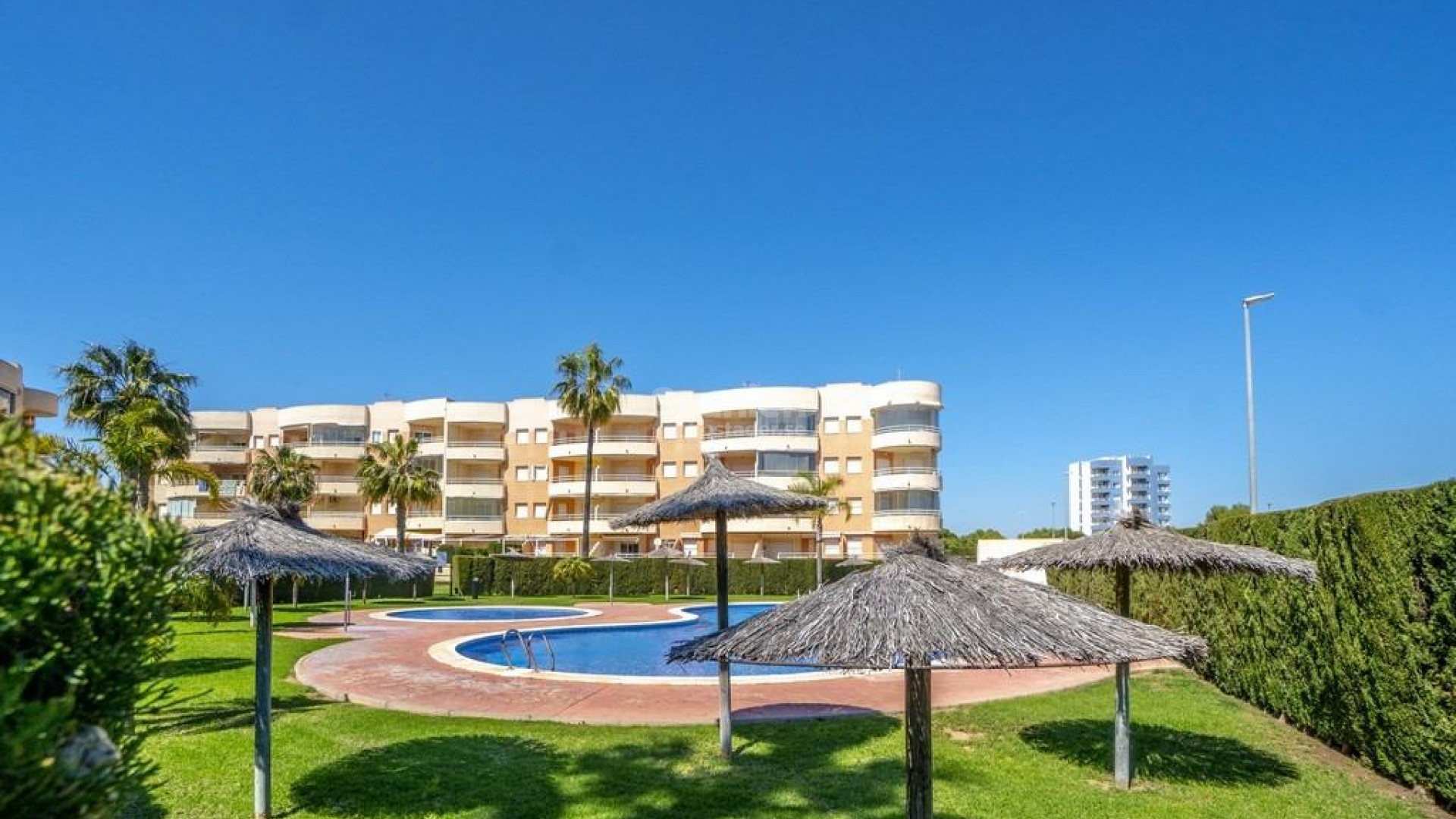 Resale - Lägenhet -
Orihuela Costa - Campoamor