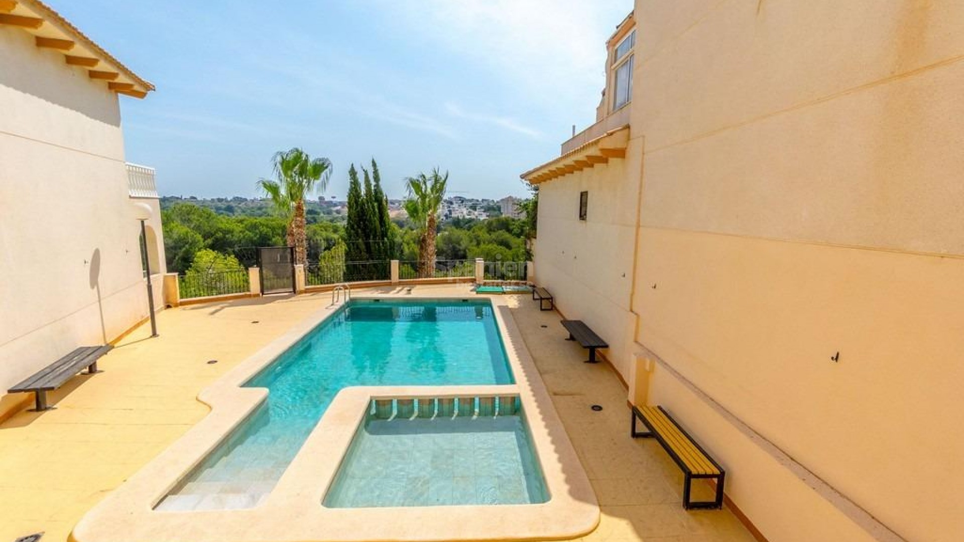 Resale - Lägenhet -
Orihuela Costa - Campoamor