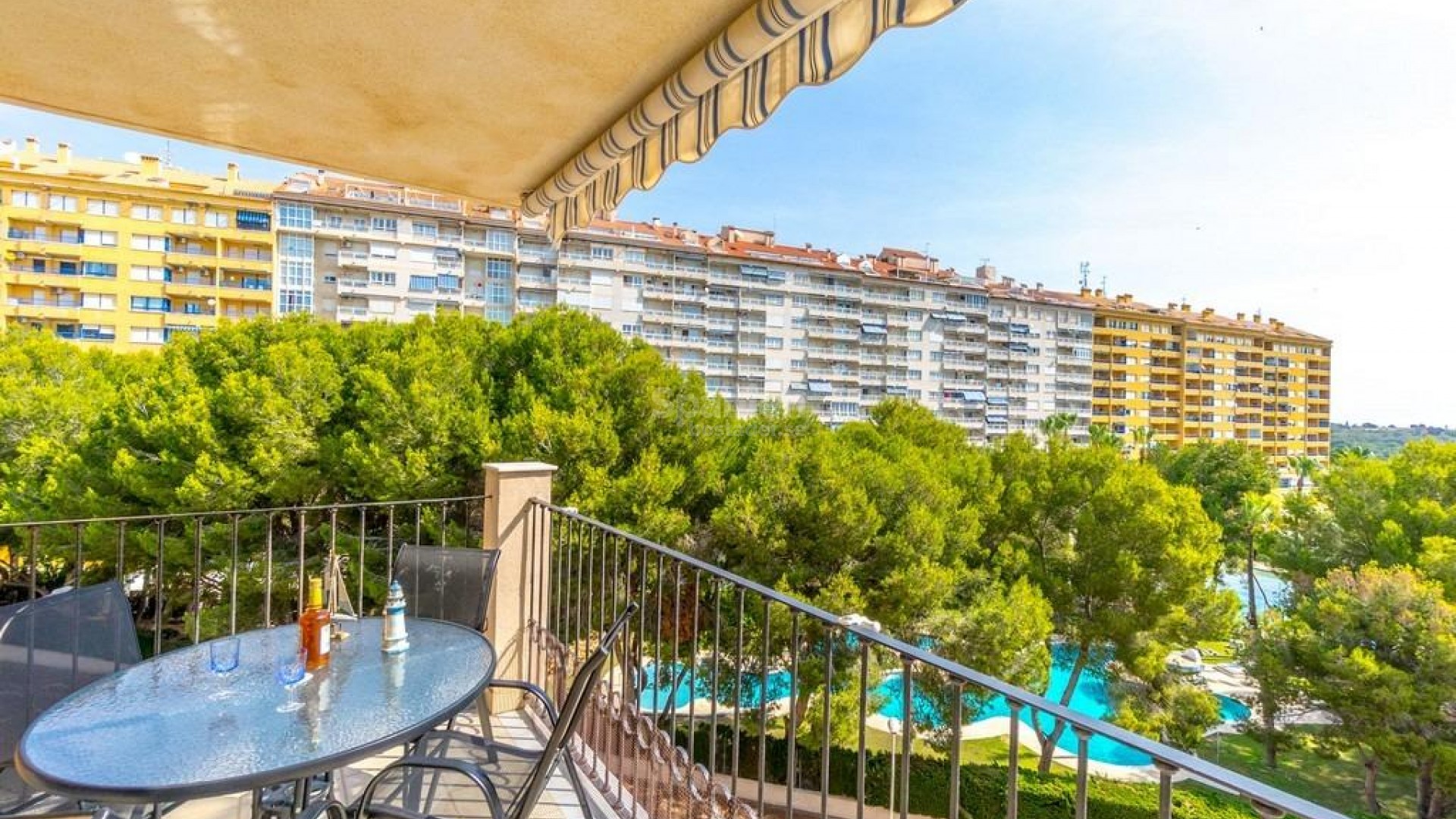 Resale - Lägenhet -
Orihuela Costa - Campoamor