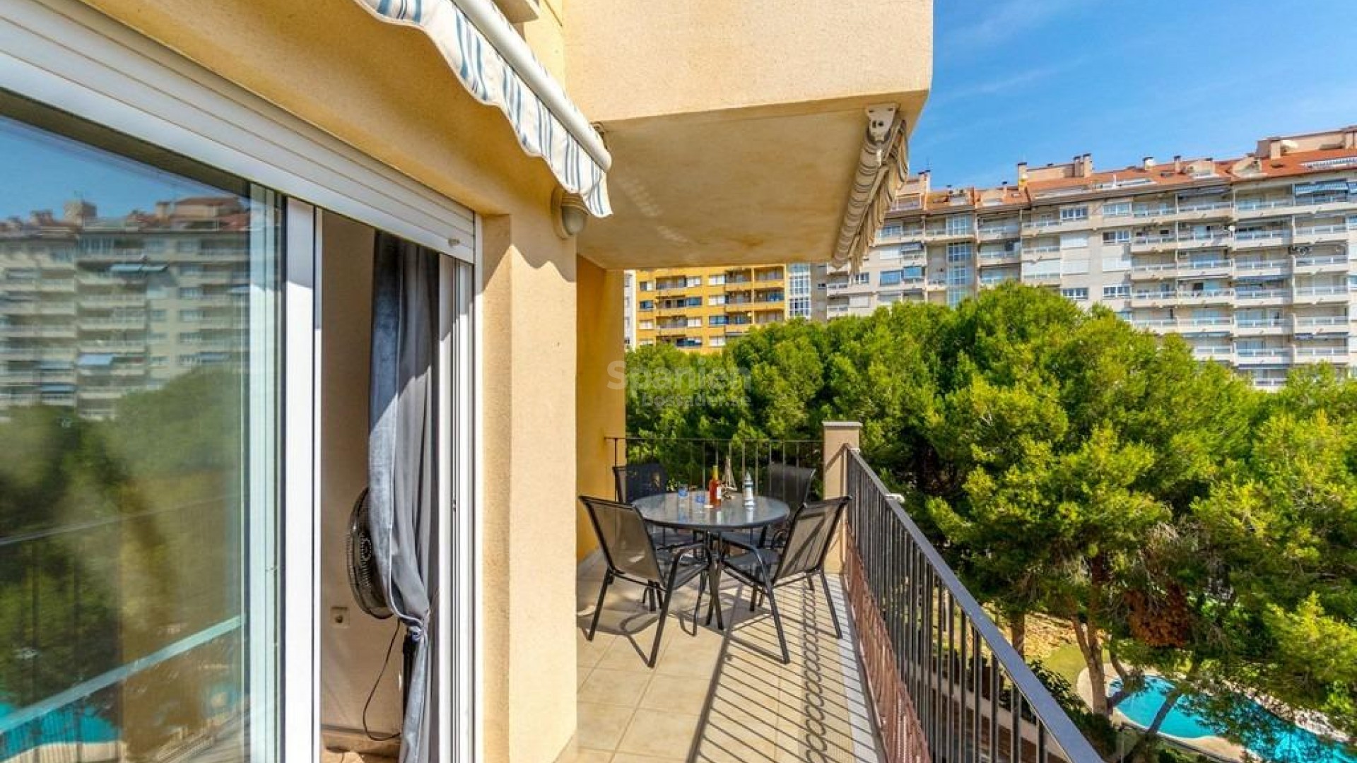 Resale - Lägenhet -
Orihuela Costa - Campoamor