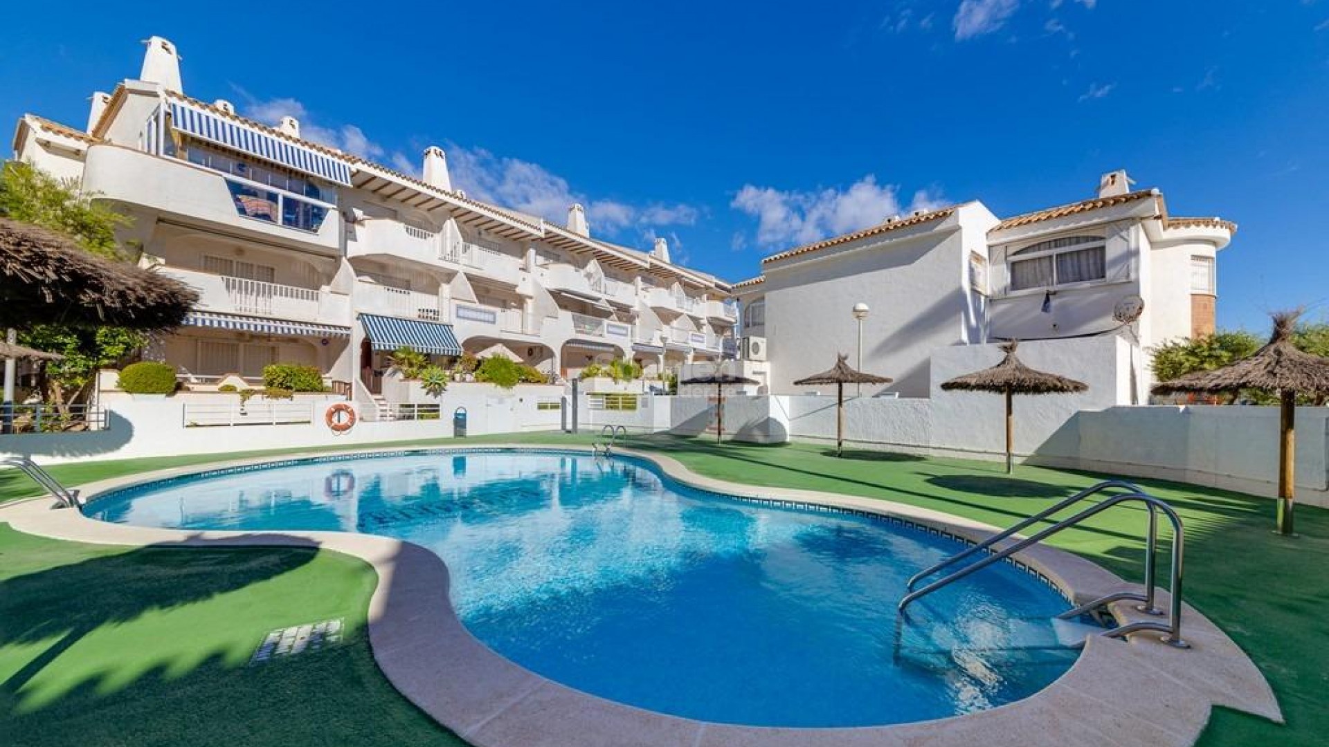 Resale - Lägenhet -
Orihuela Costa - Campoamor