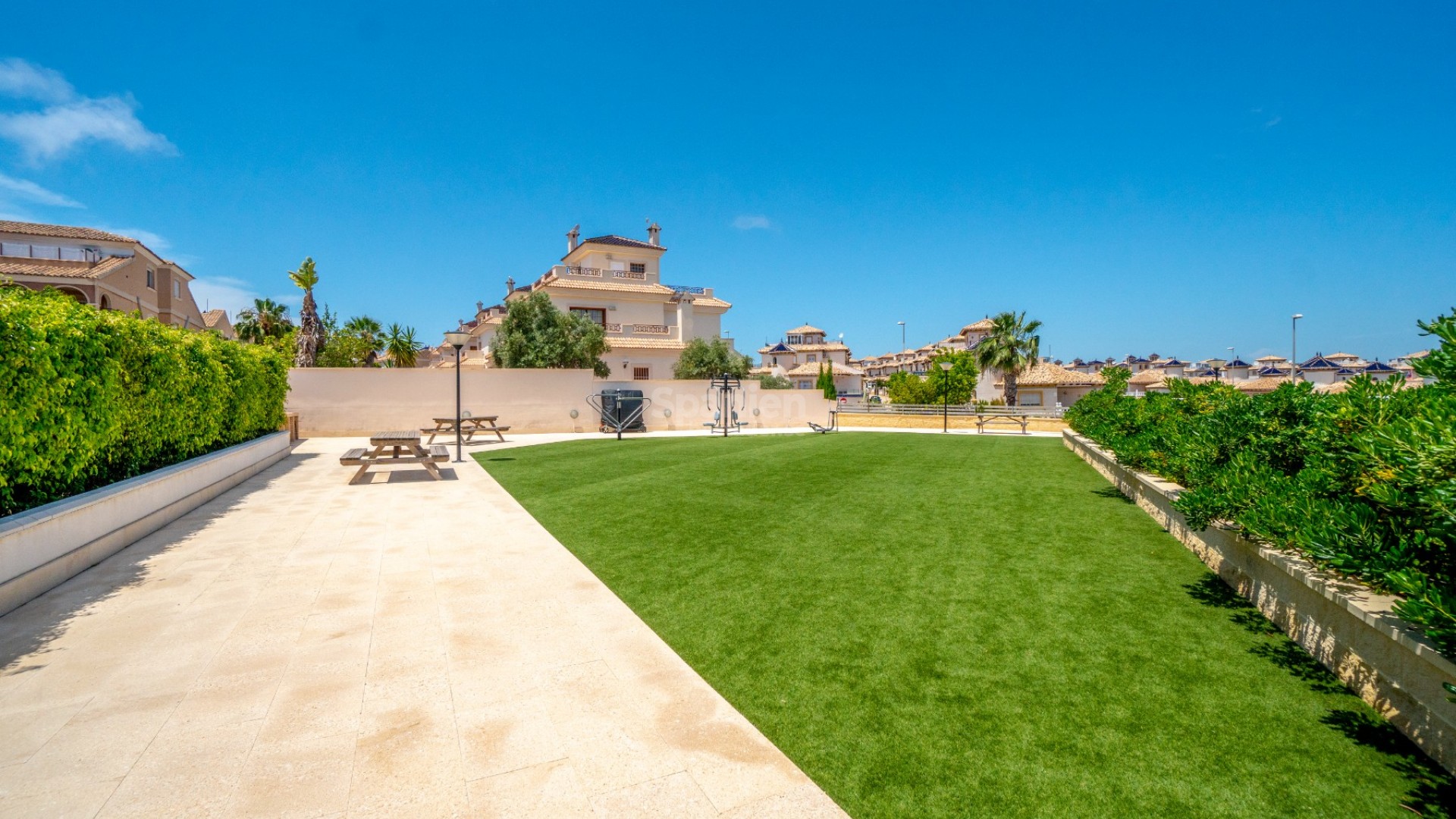 Resale - Lägenhet -
Orihuela Costa - La Zenia