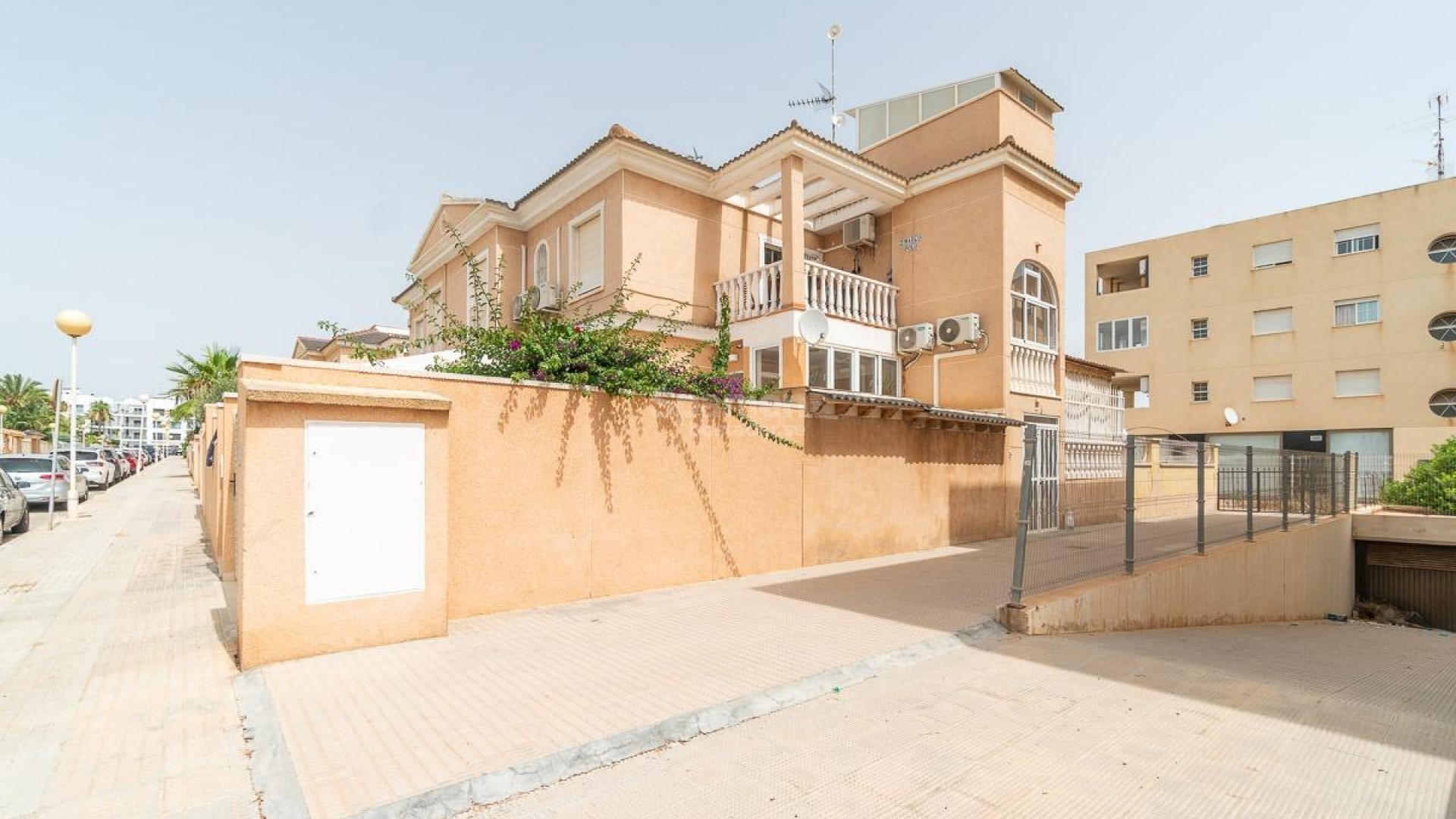 Resale - Lägenhet -
Orihuela Costa - La Zenia