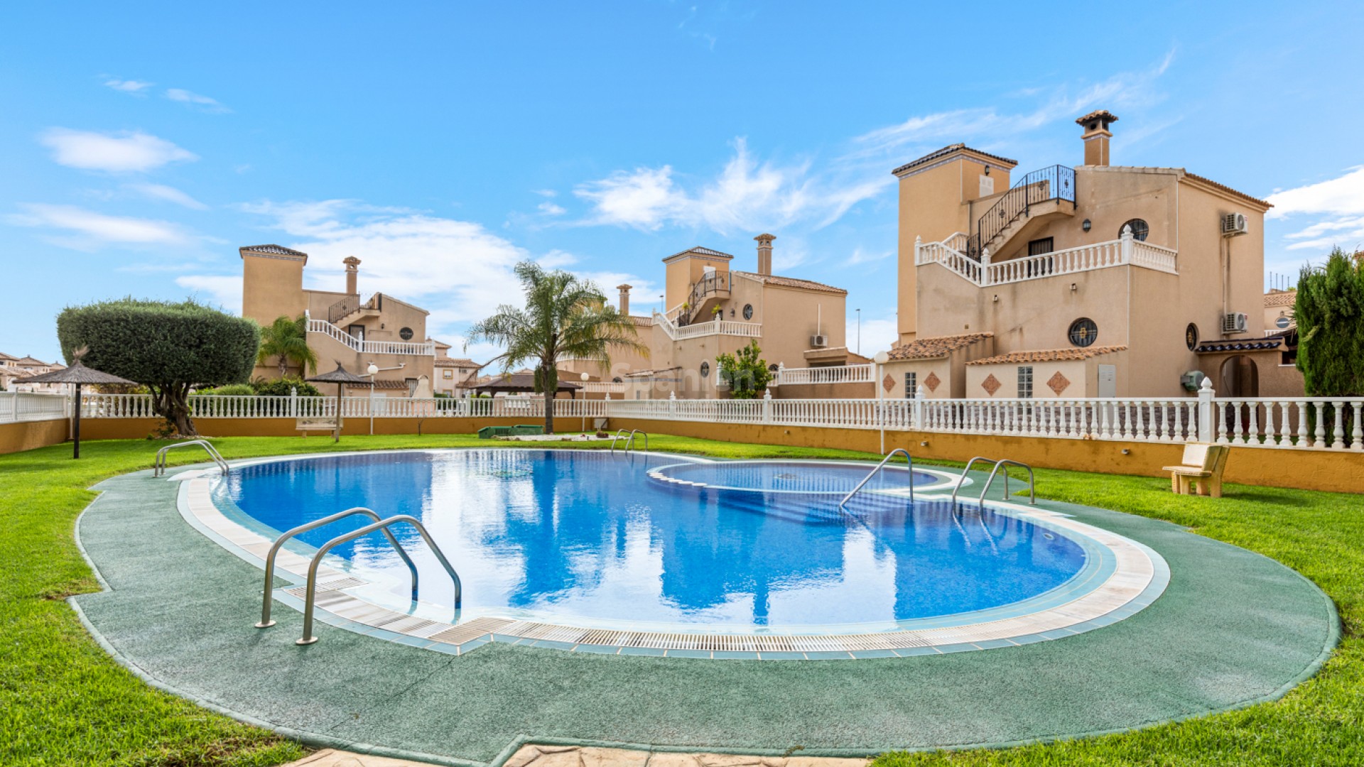 Resale - Lägenhet -
Orihuela Costa - Lomas de Cabo Roig