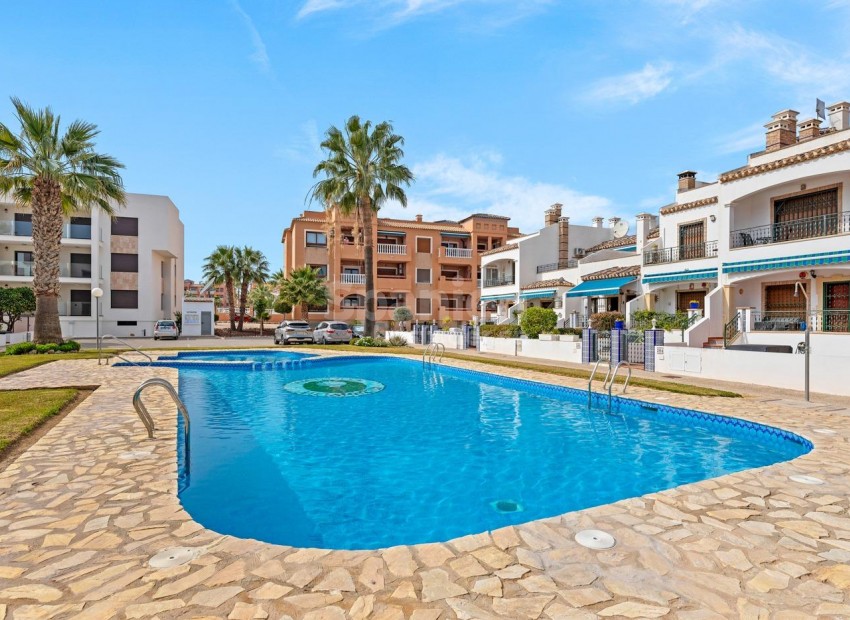 Resale - Lägenhet -
Orihuela Costa - PAU 8