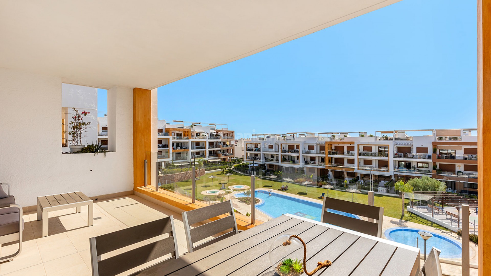 Resale - Lägenhet -
Orihuela Costa - Villamartin