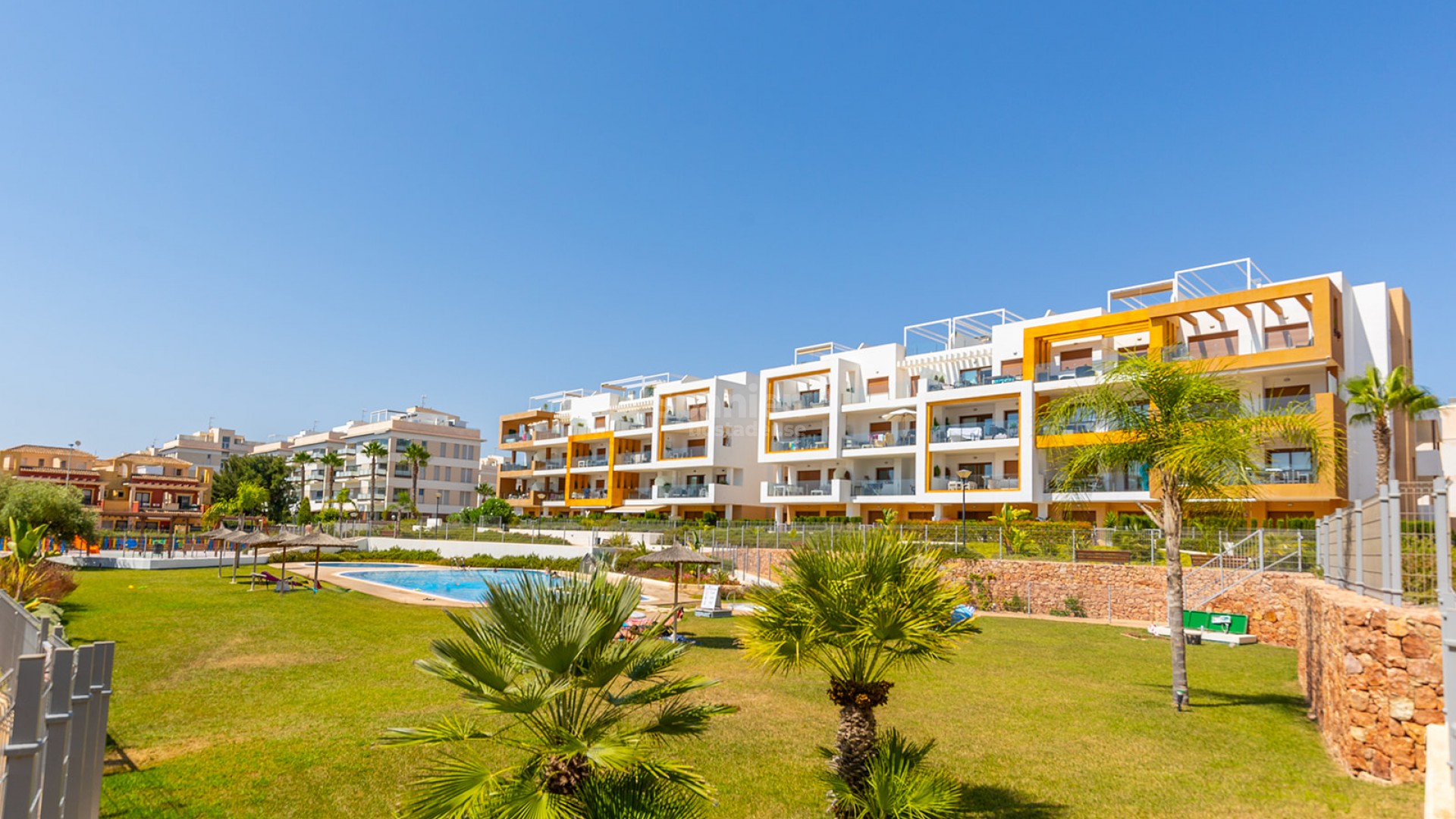 Resale - Lägenhet -
Orihuela Costa - Villamartin