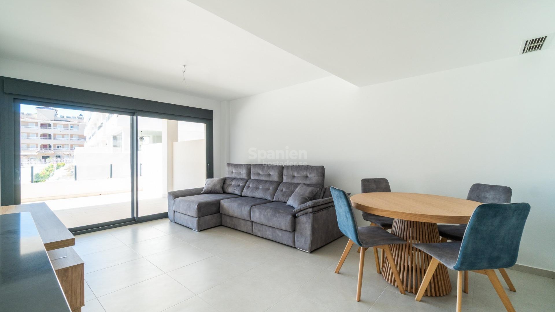 Resale - Lägenhet -
Orihuela Costa - Villamartin