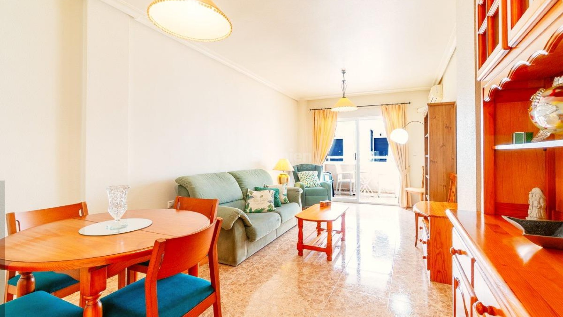 Resale - Lägenhet -
Torrevieja - Centro