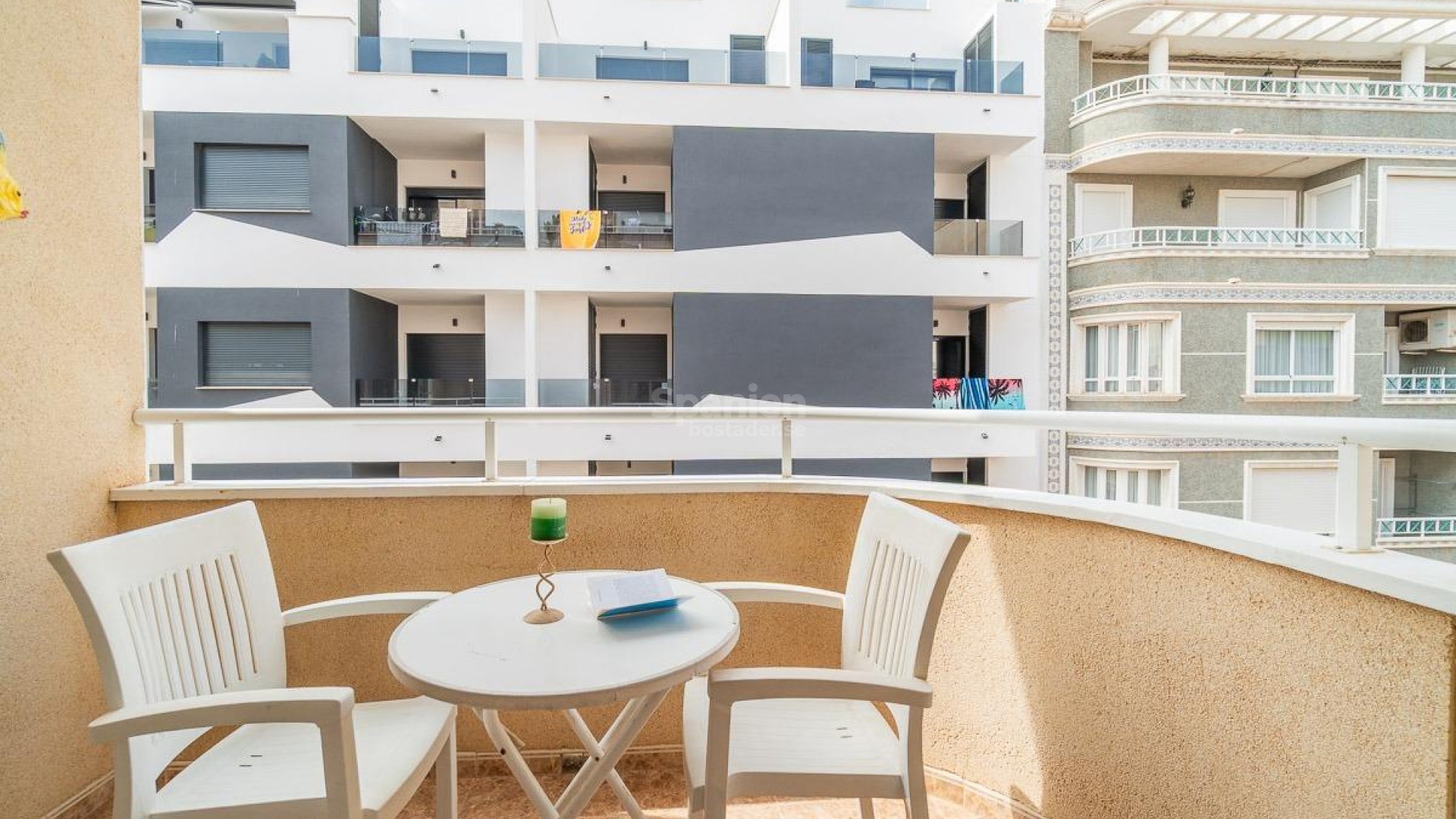 Resale - Lägenhet -
Torrevieja - Centro