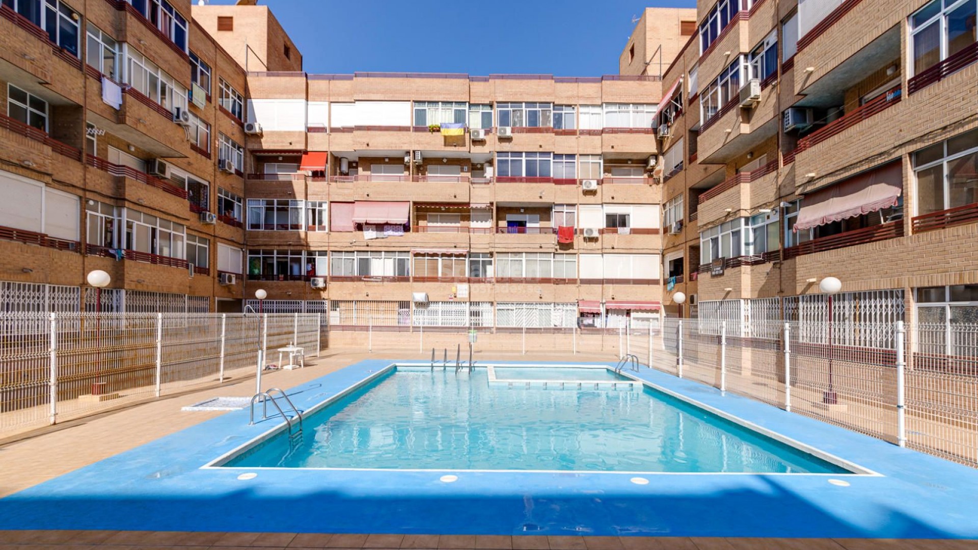 Resale - Lägenhet -
Torrevieja - El Molino