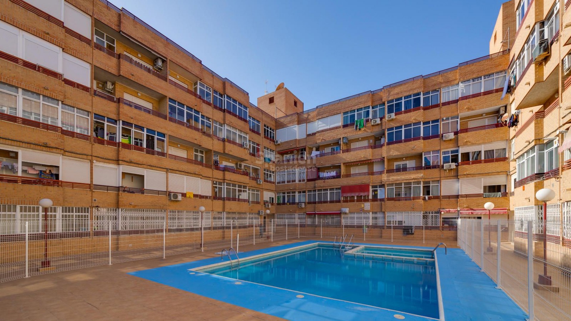 Resale - Lägenhet -
Torrevieja - El Molino