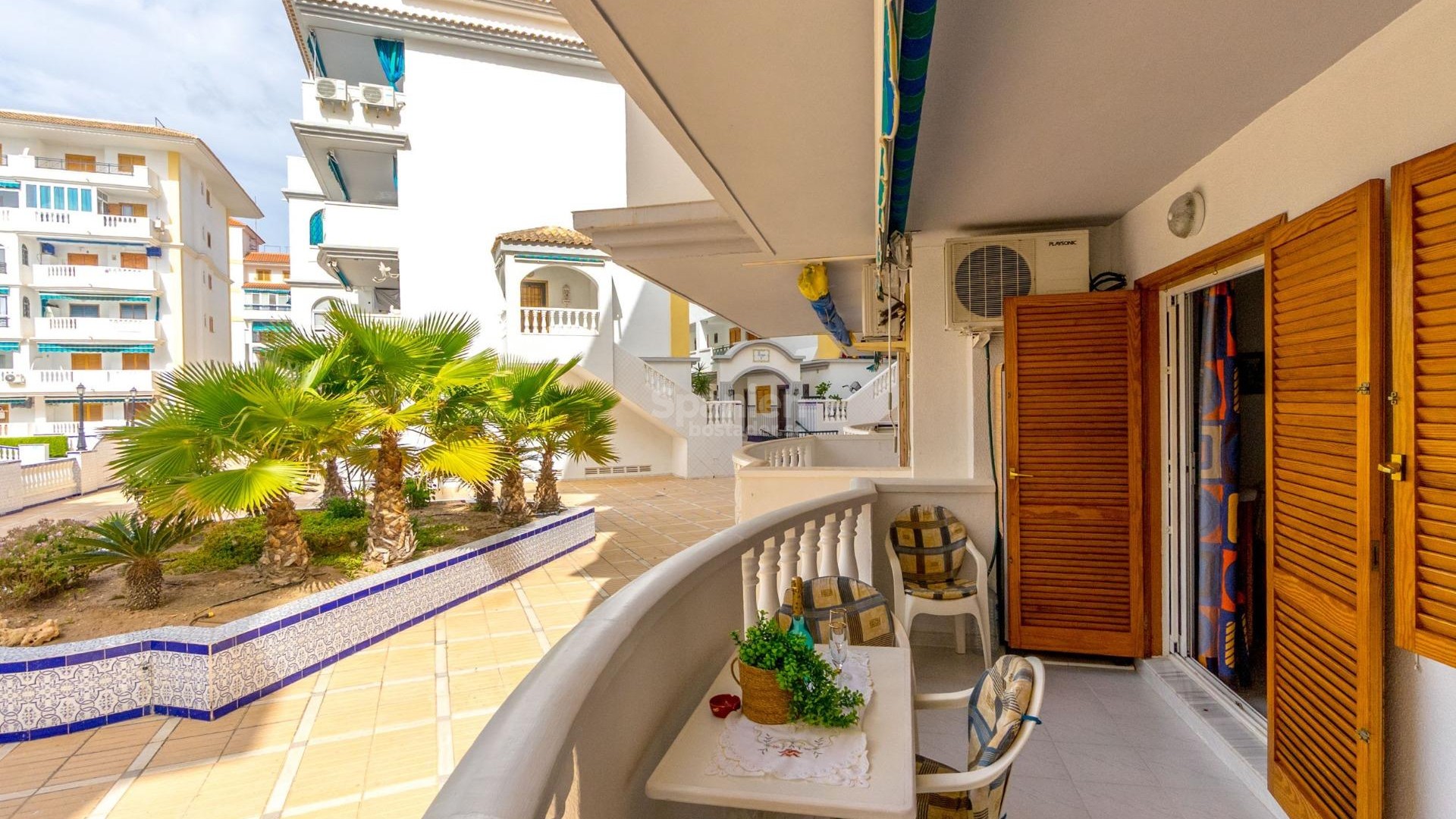 Resale - Lägenhet -
Torrevieja - Los Europeos