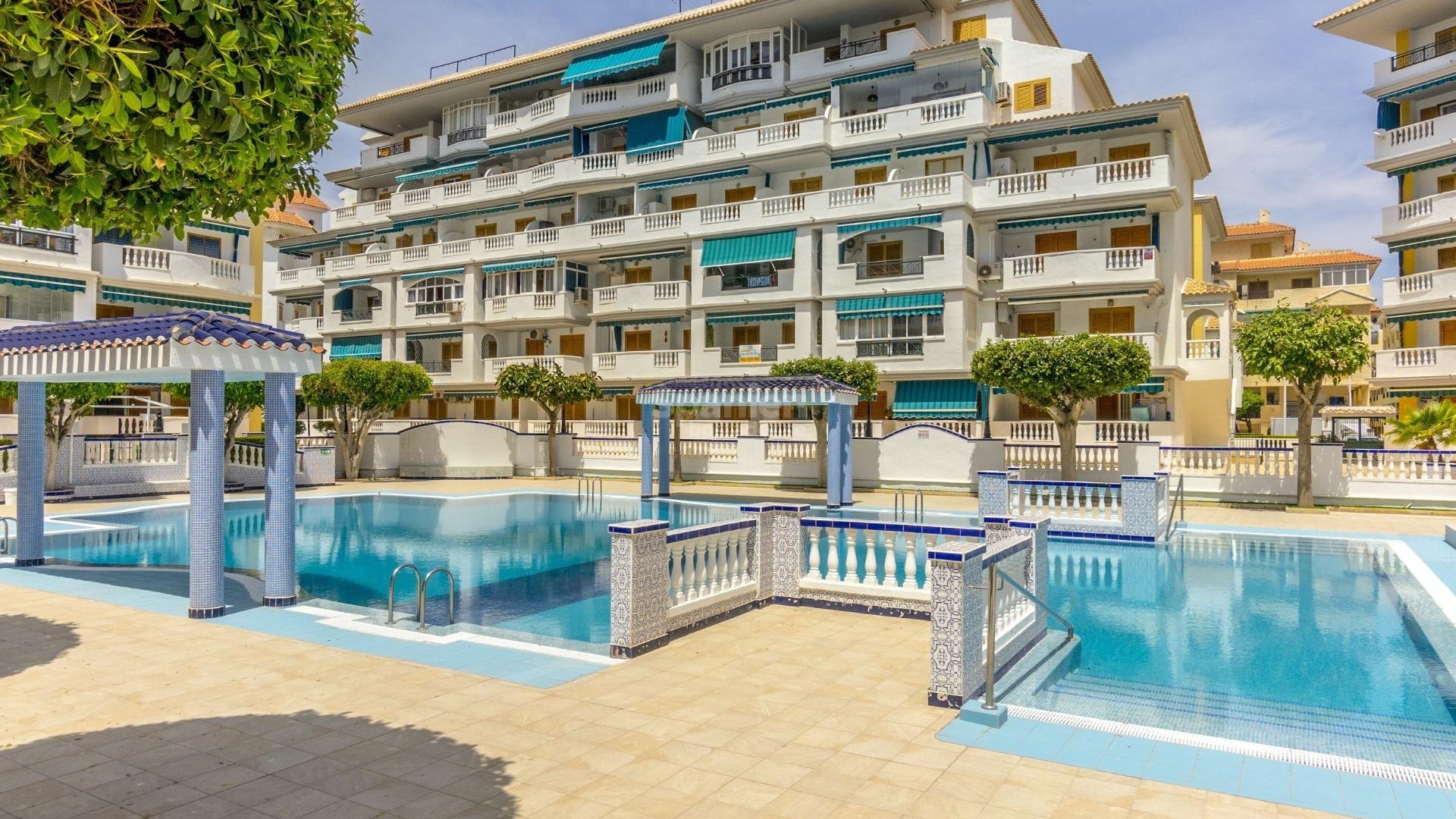 Resale - Lägenhet -
Torrevieja - Los Europeos