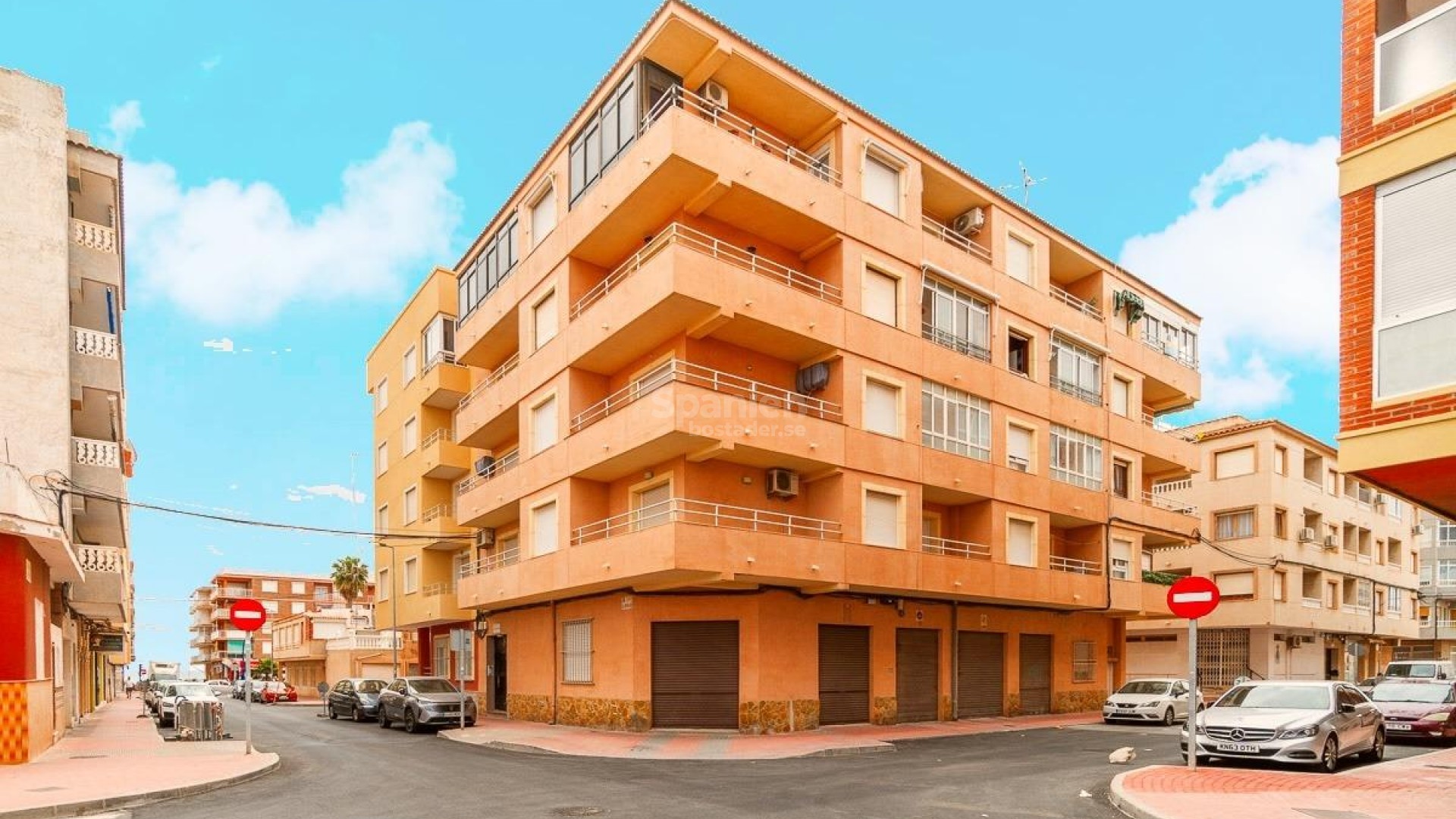 Resale - Lägenhet -
Torrevieja - Playa de los Naufragos