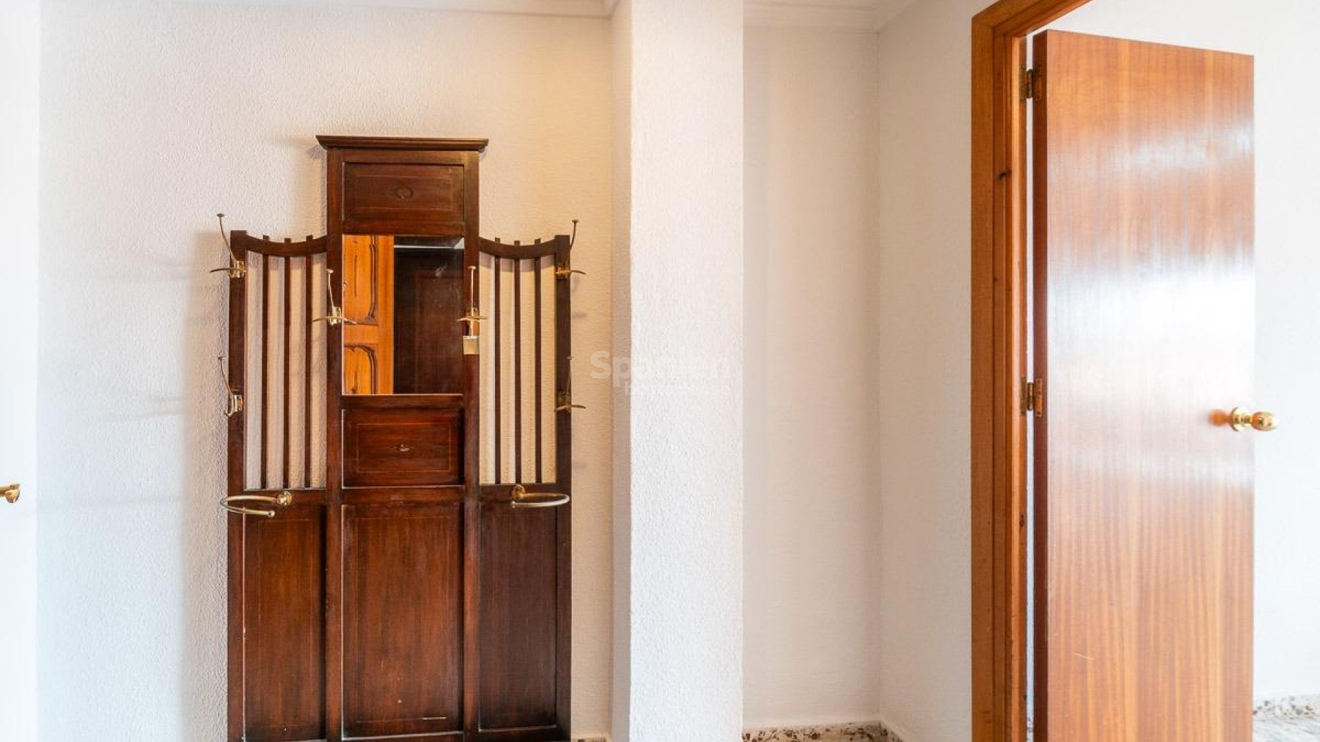 Resale - Lägenhet -
Torrevieja - Playa de los Naufragos