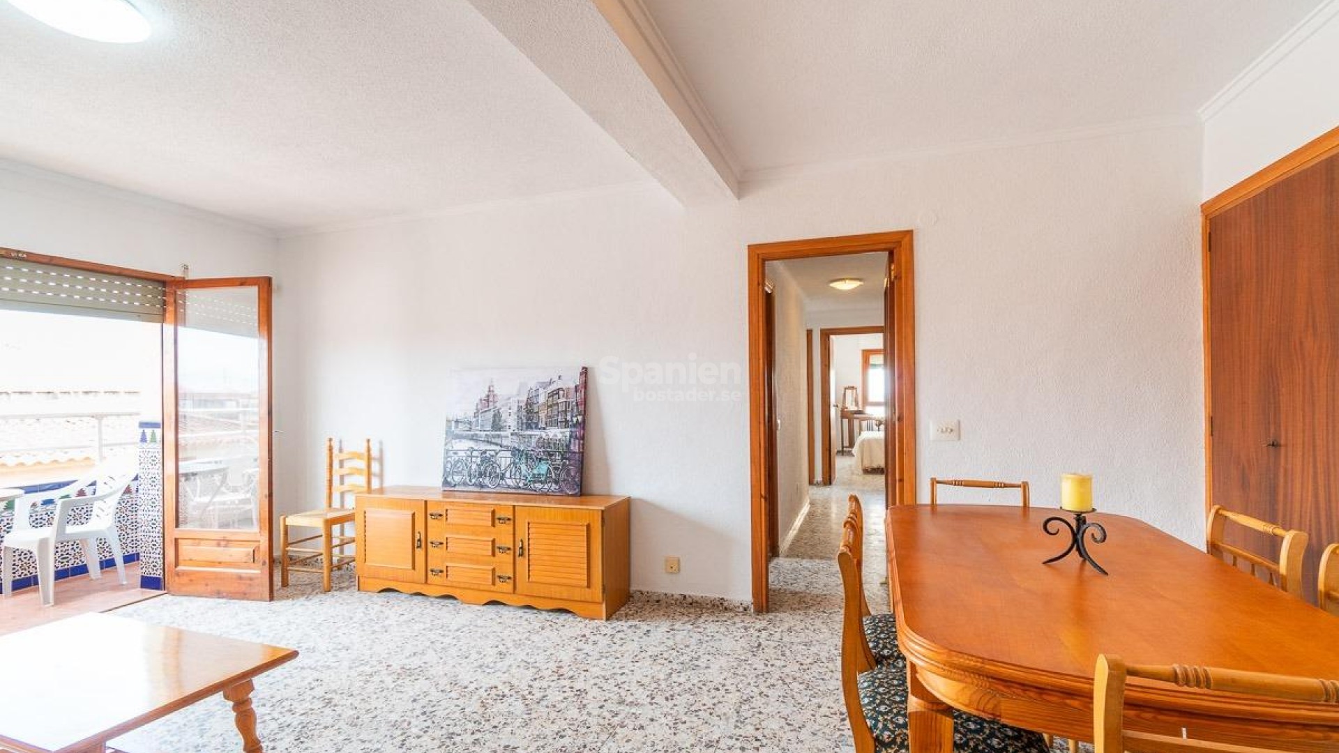 Resale - Lägenhet -
Torrevieja - Playa de los Naufragos