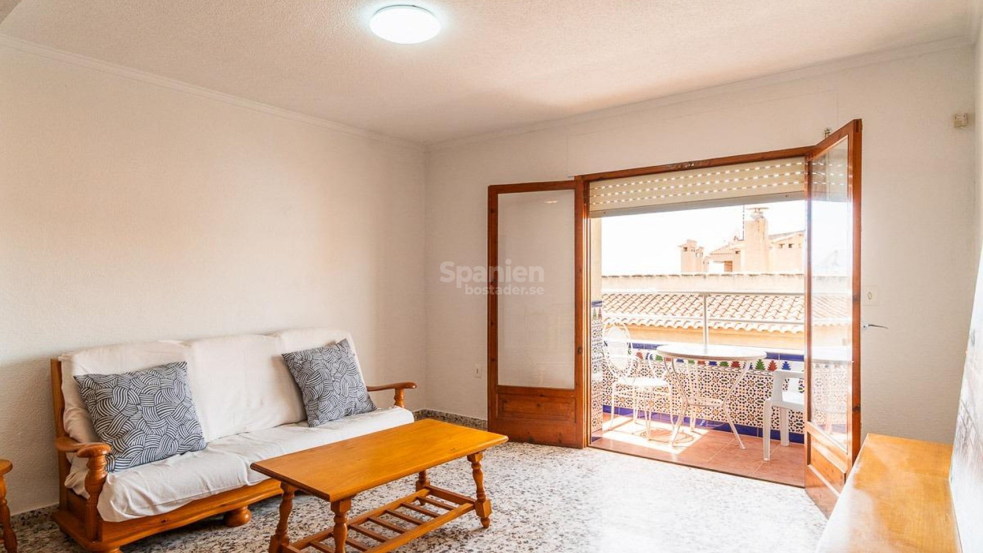 Resale - Lägenhet -
Torrevieja - Playa de los Naufragos