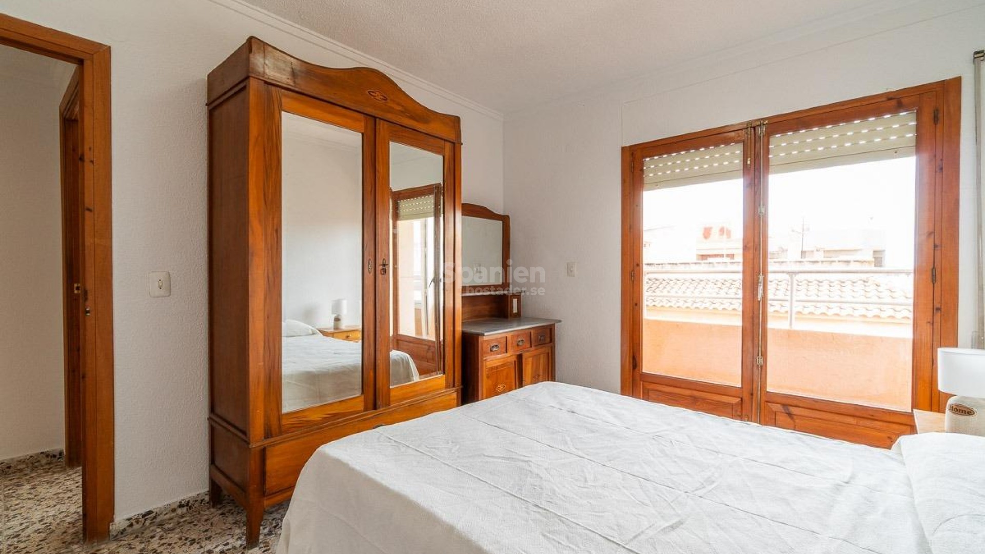 Resale - Lägenhet -
Torrevieja - Playa de los Naufragos