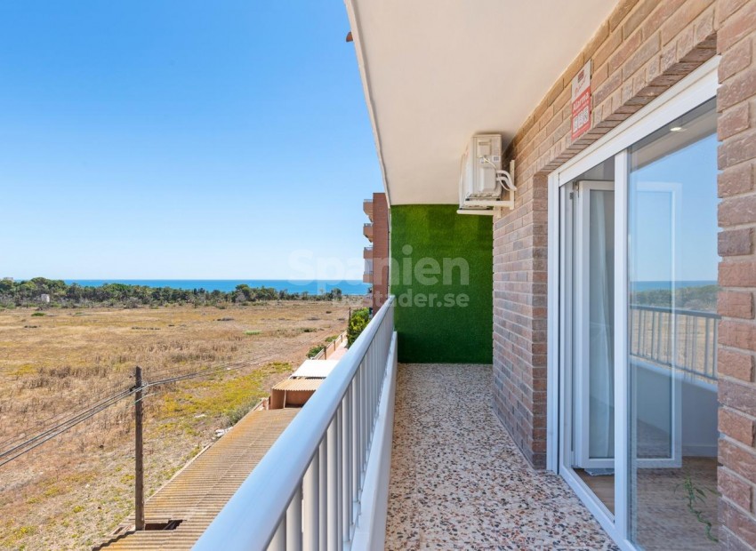 Resale - Lägenhet -
Torrevieja - Punta prima