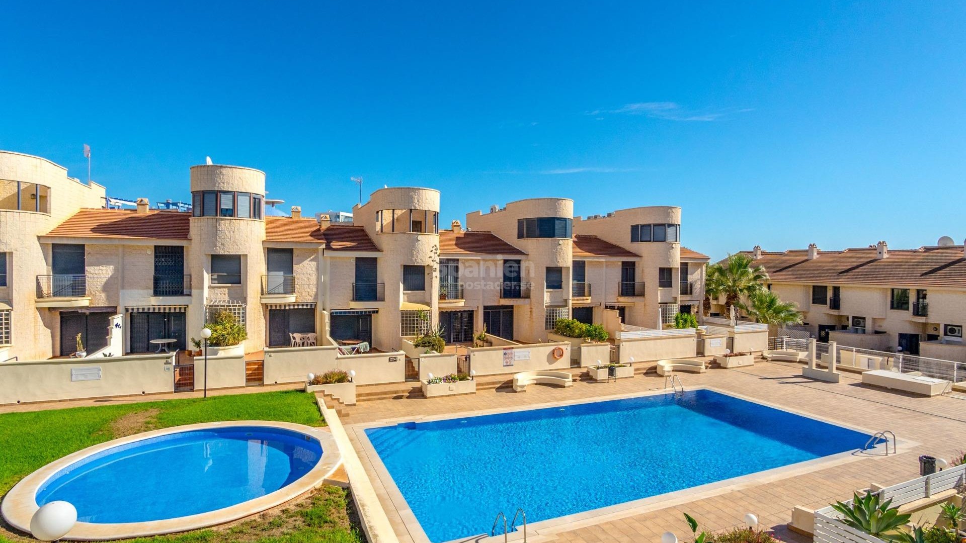 Resale - Radhus -
Orihuela Costa - Cabo Roig