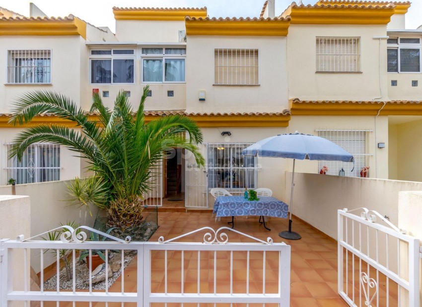 Resale - Radhus -
Orihuela Costa - Campoamor