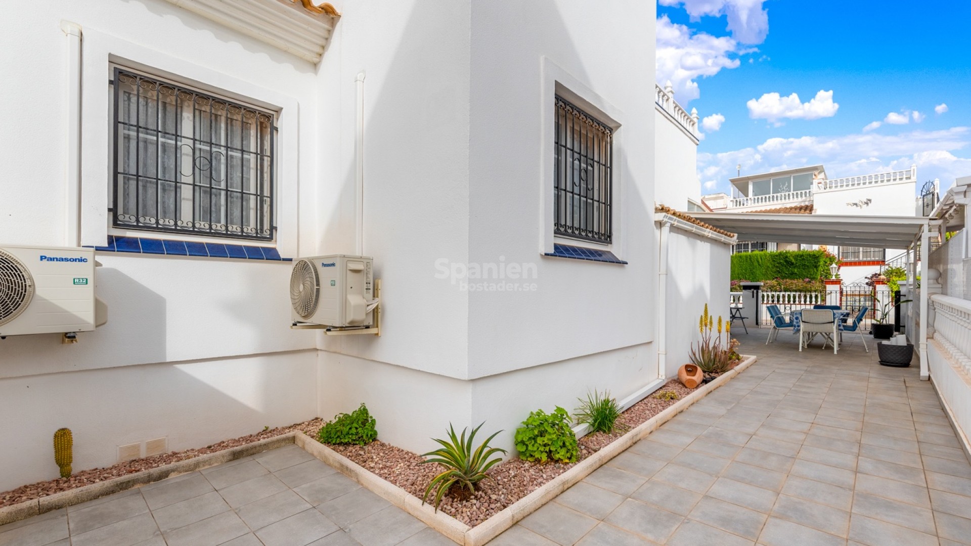 Resale - Radhus -
Orihuela Costa - Playa Flamenca