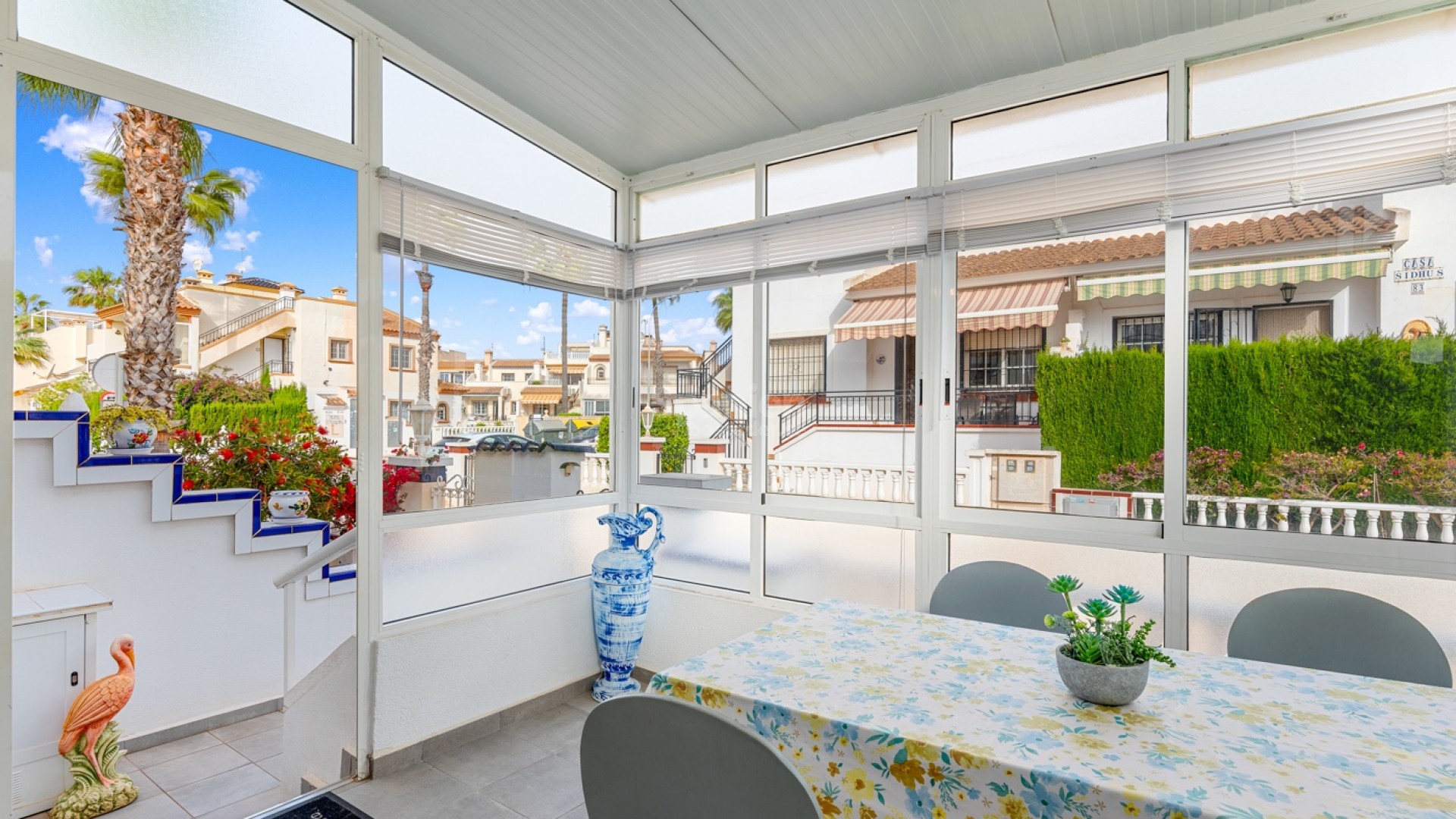 Resale - Radhus -
Orihuela Costa - Playa Flamenca