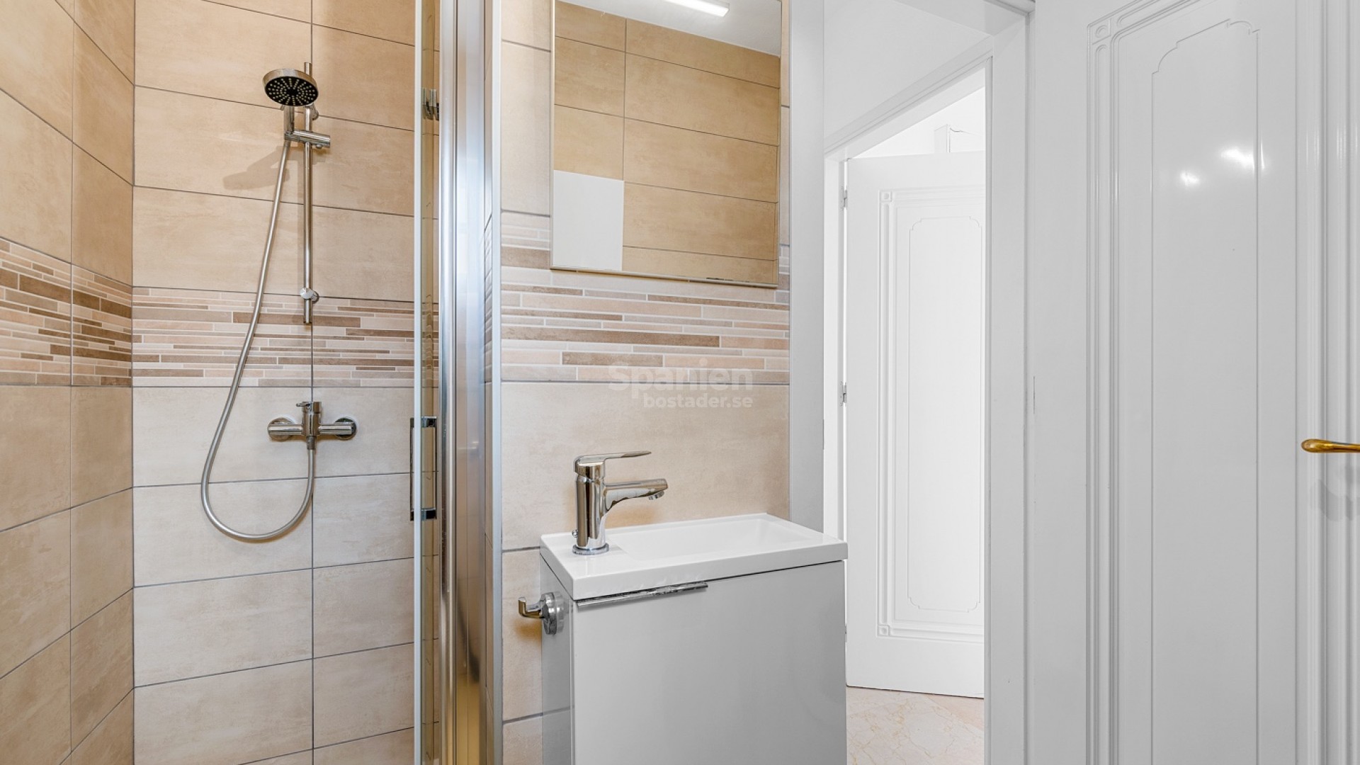 Resale - Radhus -
Orihuela Costa - Playa Flamenca