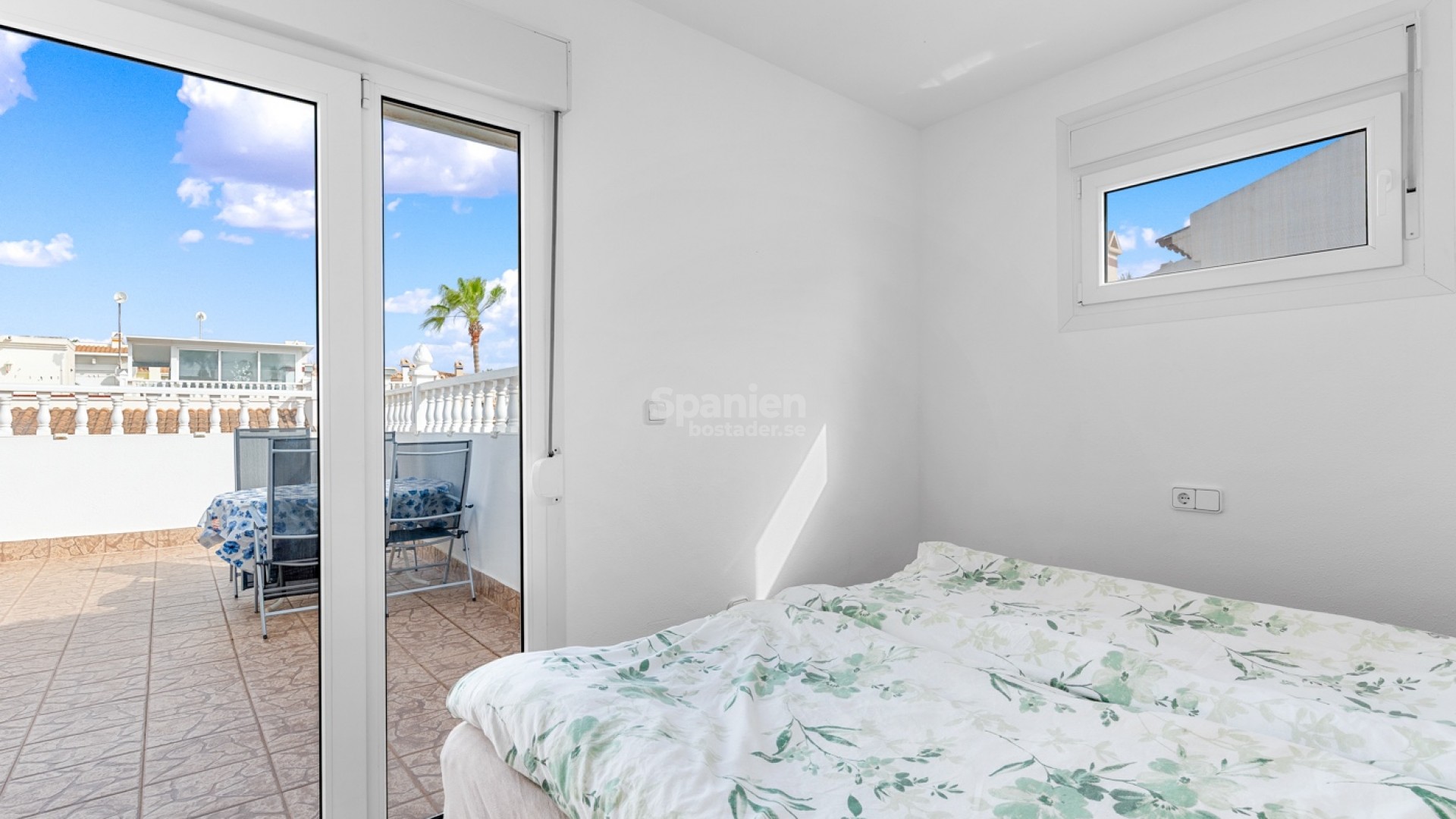 Resale - Radhus -
Orihuela Costa - Playa Flamenca