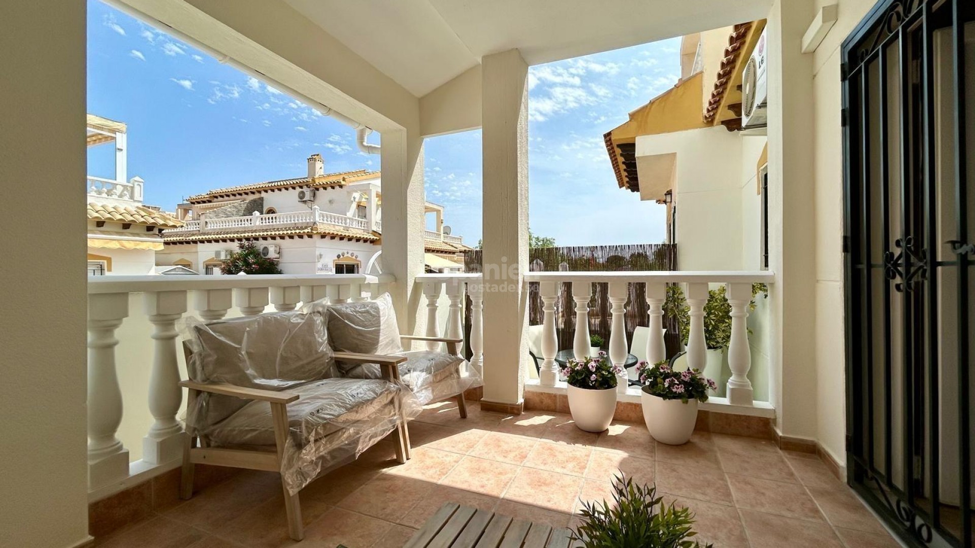 Resale - Radhus -
Orihuela - Urbanización Perla del Mar