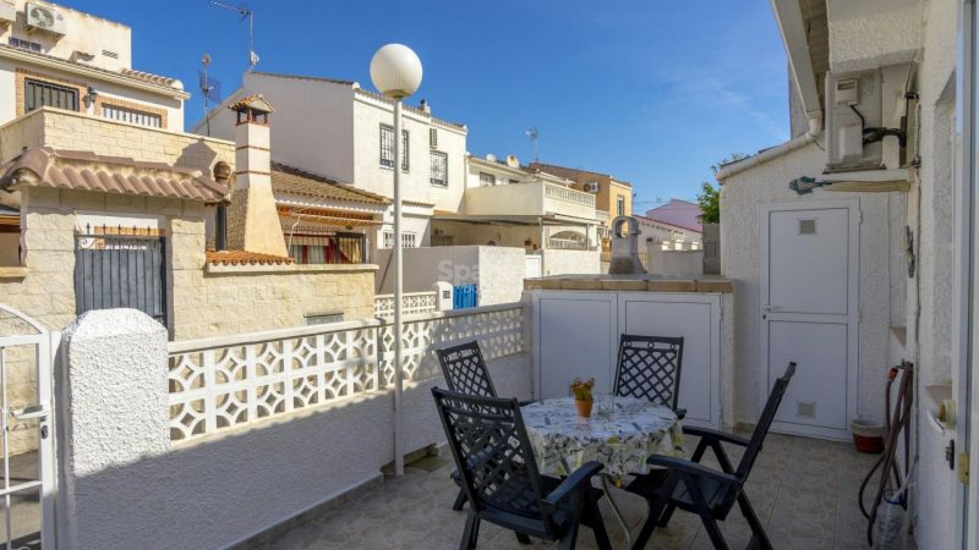 Resale - Radhus -
Torrevieja