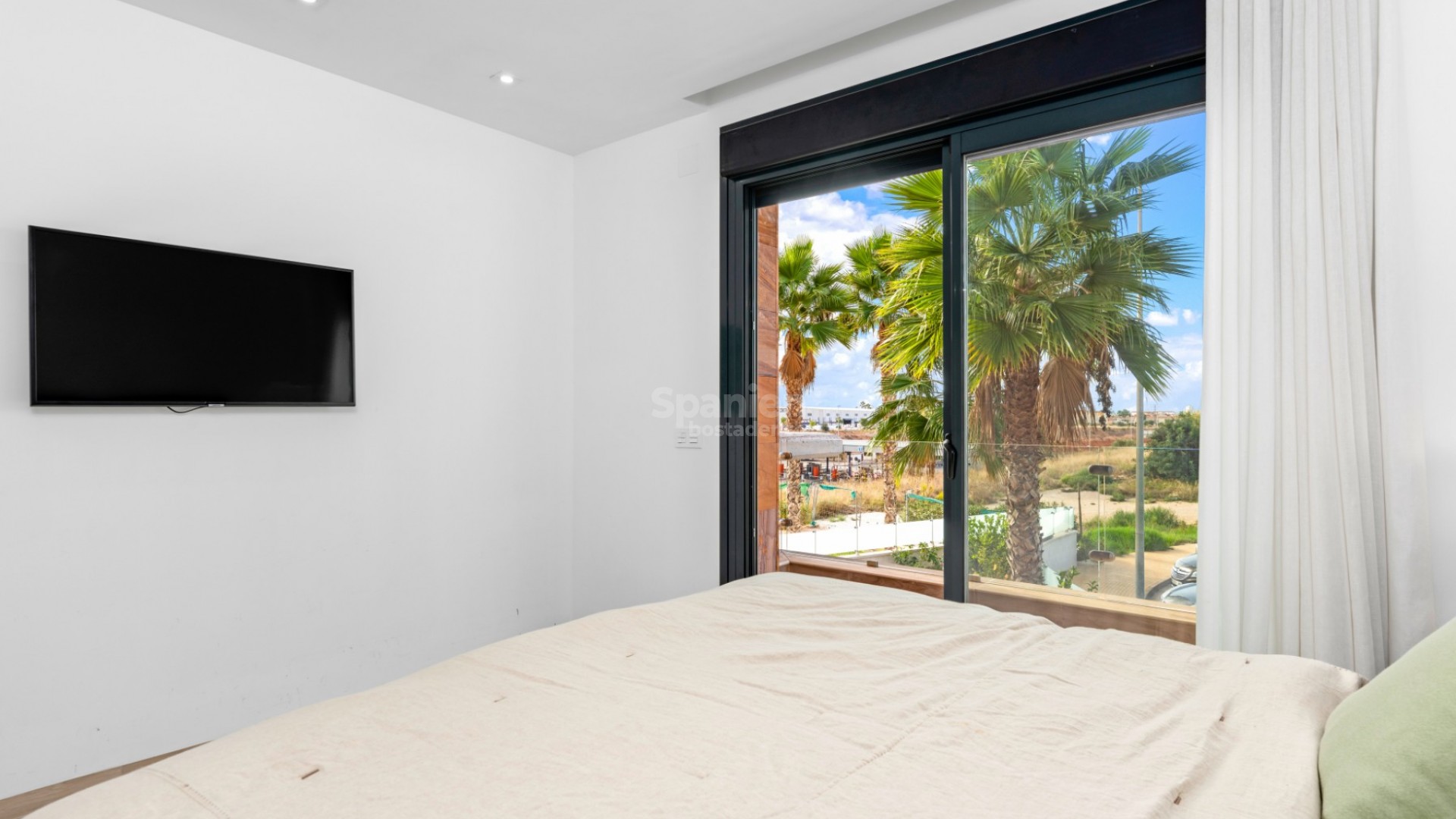 Resale - Villa -
Alicante - Lomas de Cabo Roig