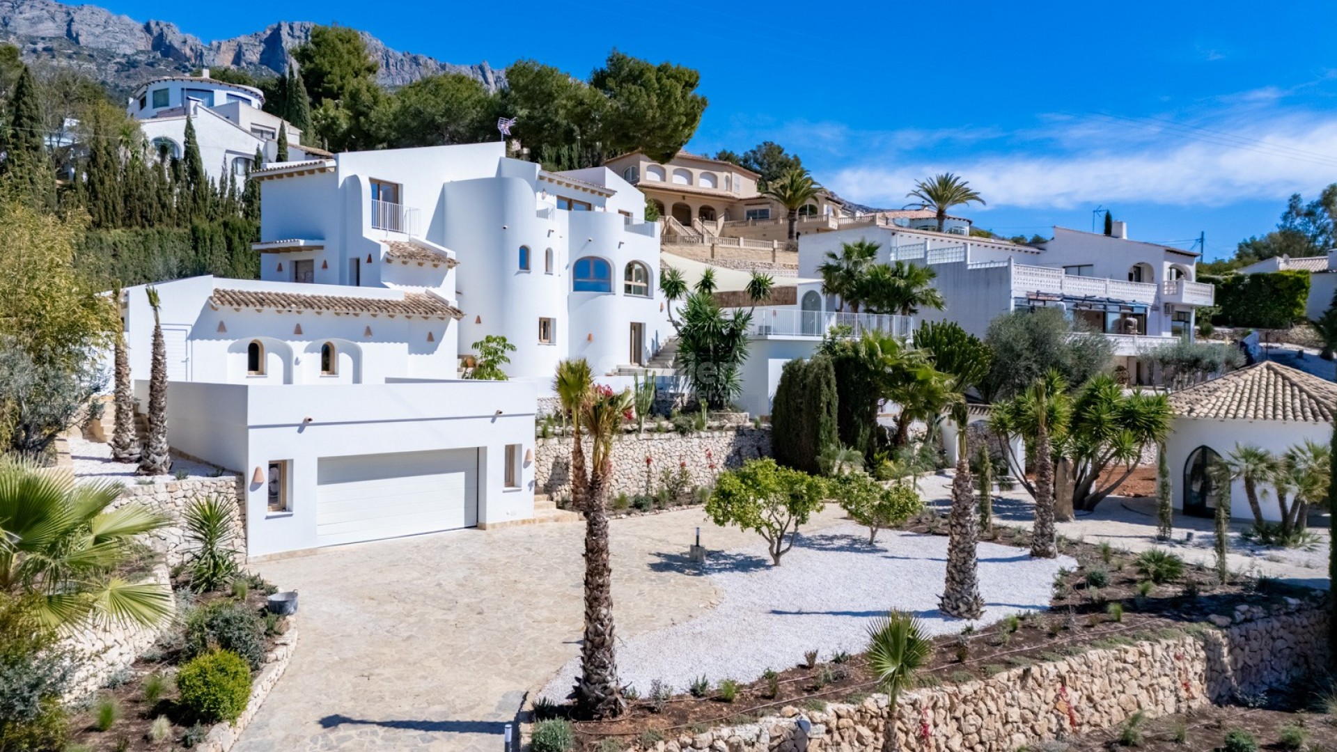 Resale - Villa -
Altea