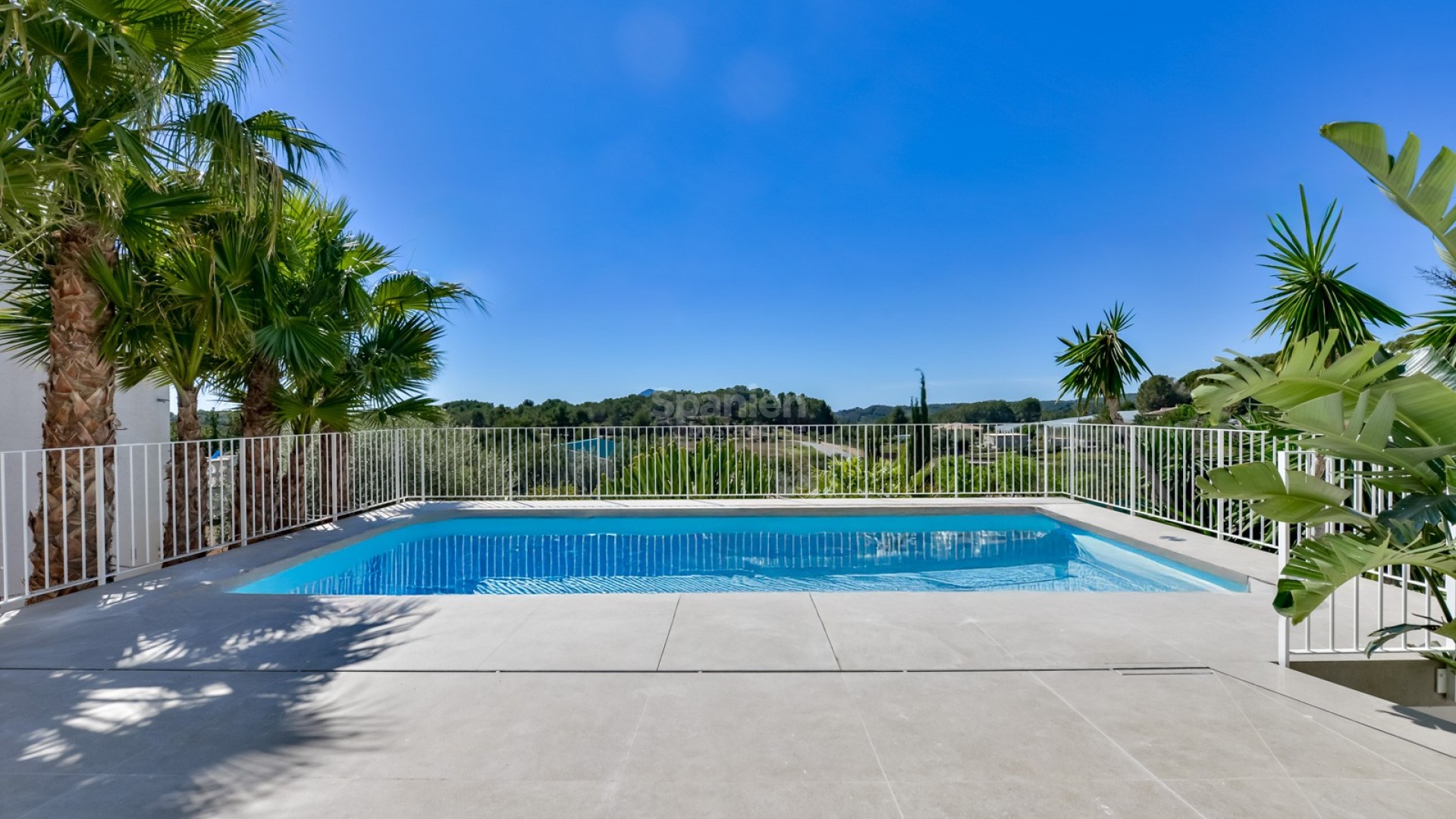 Resale - Villa -
Altea