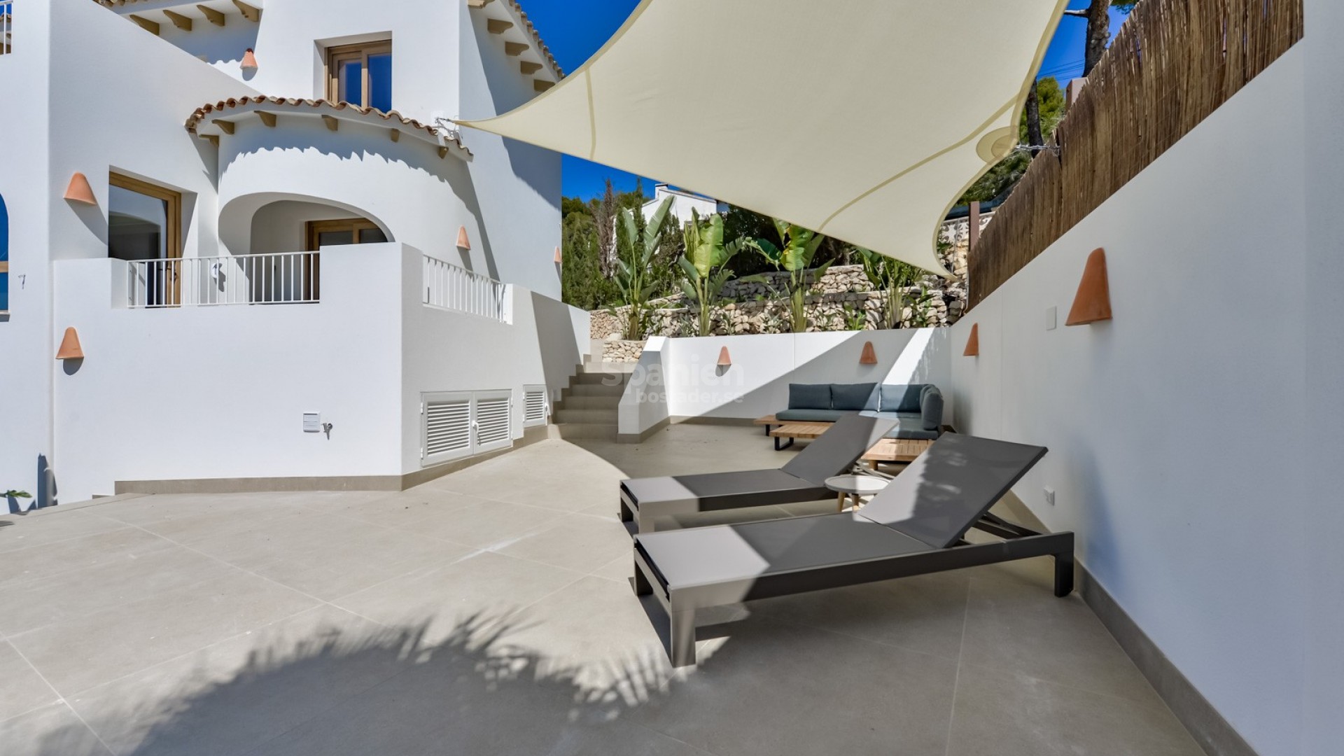 Resale - Villa -
Altea