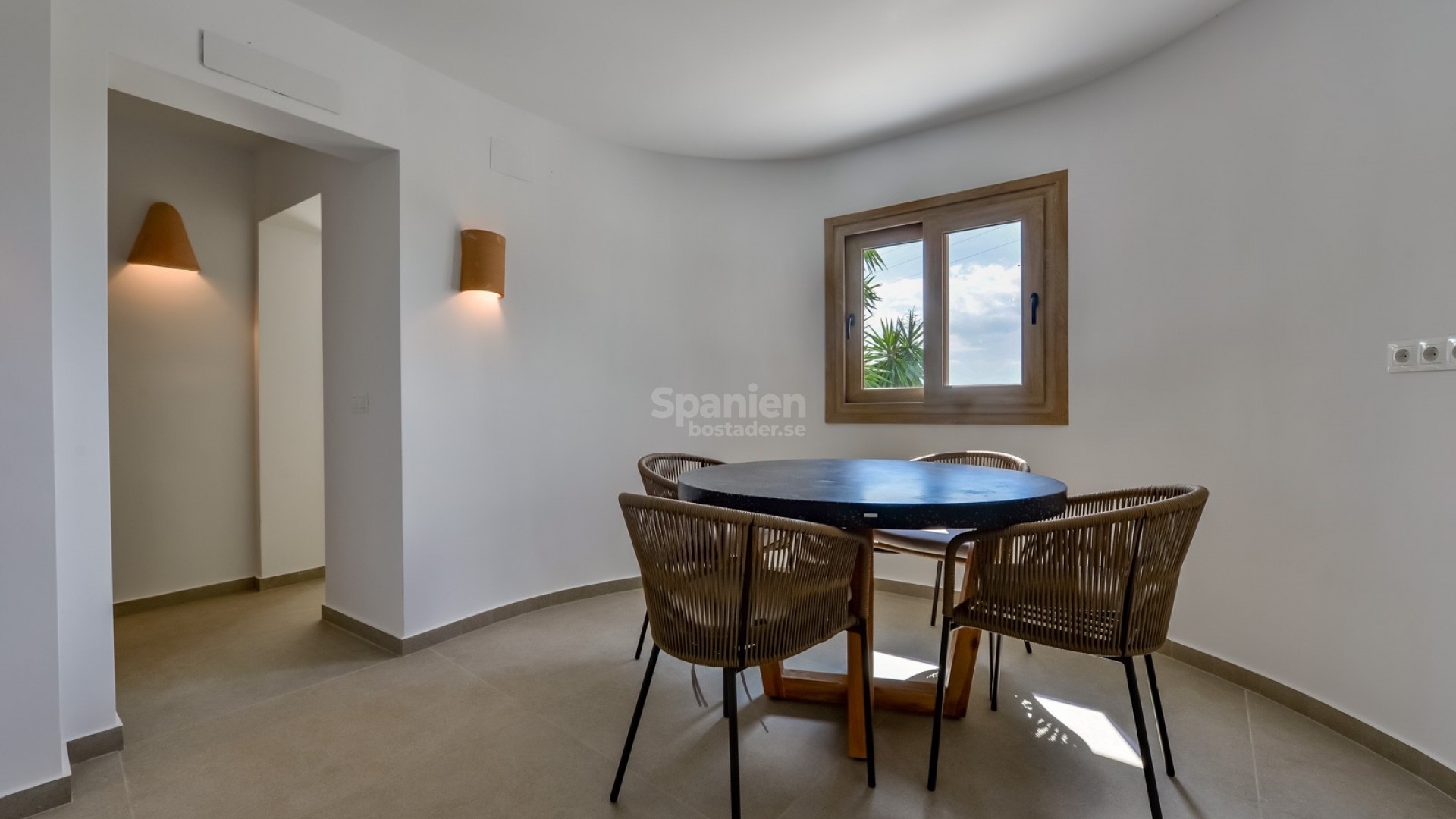 Resale - Villa -
Altea