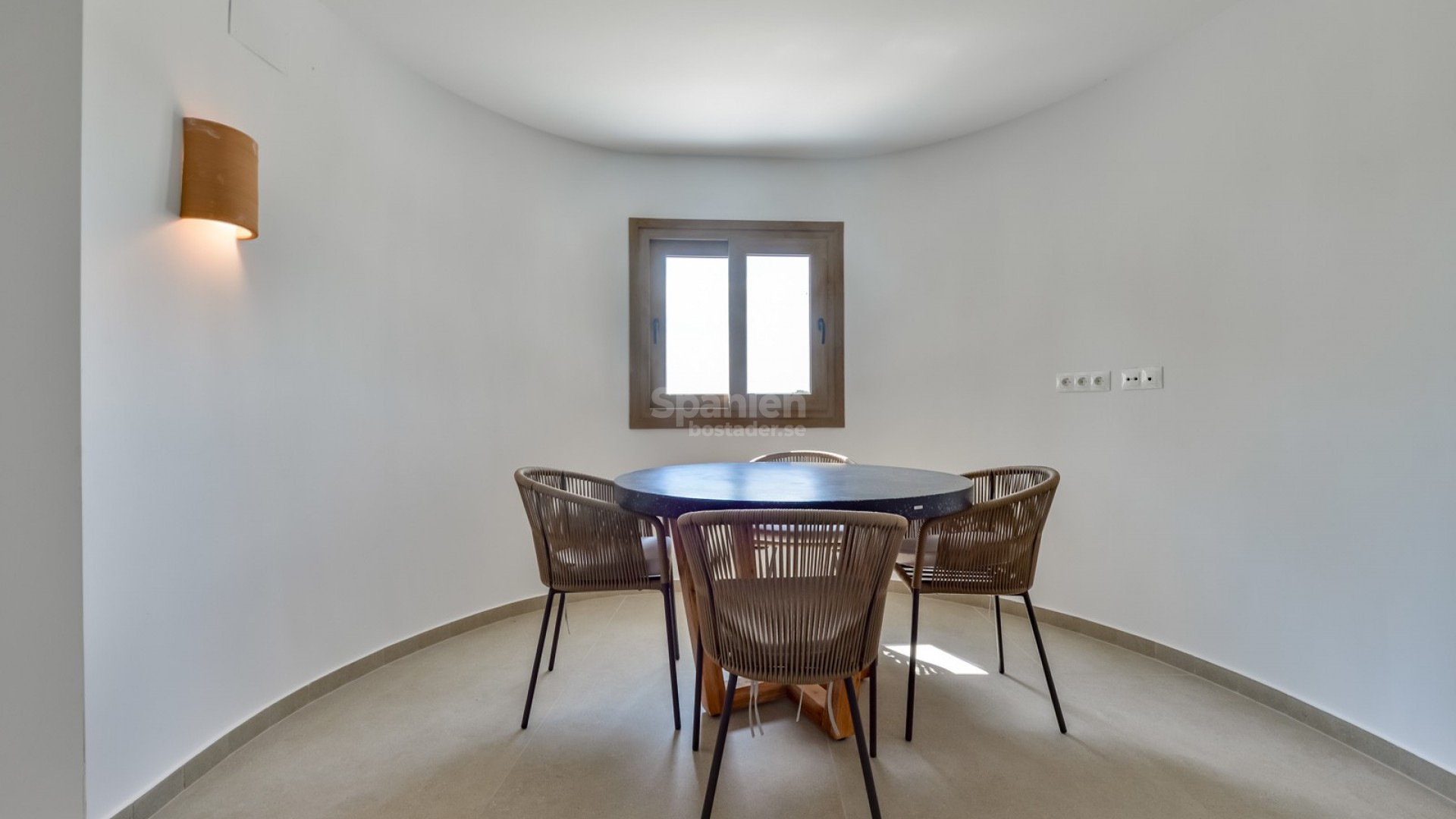 Resale - Villa -
Altea