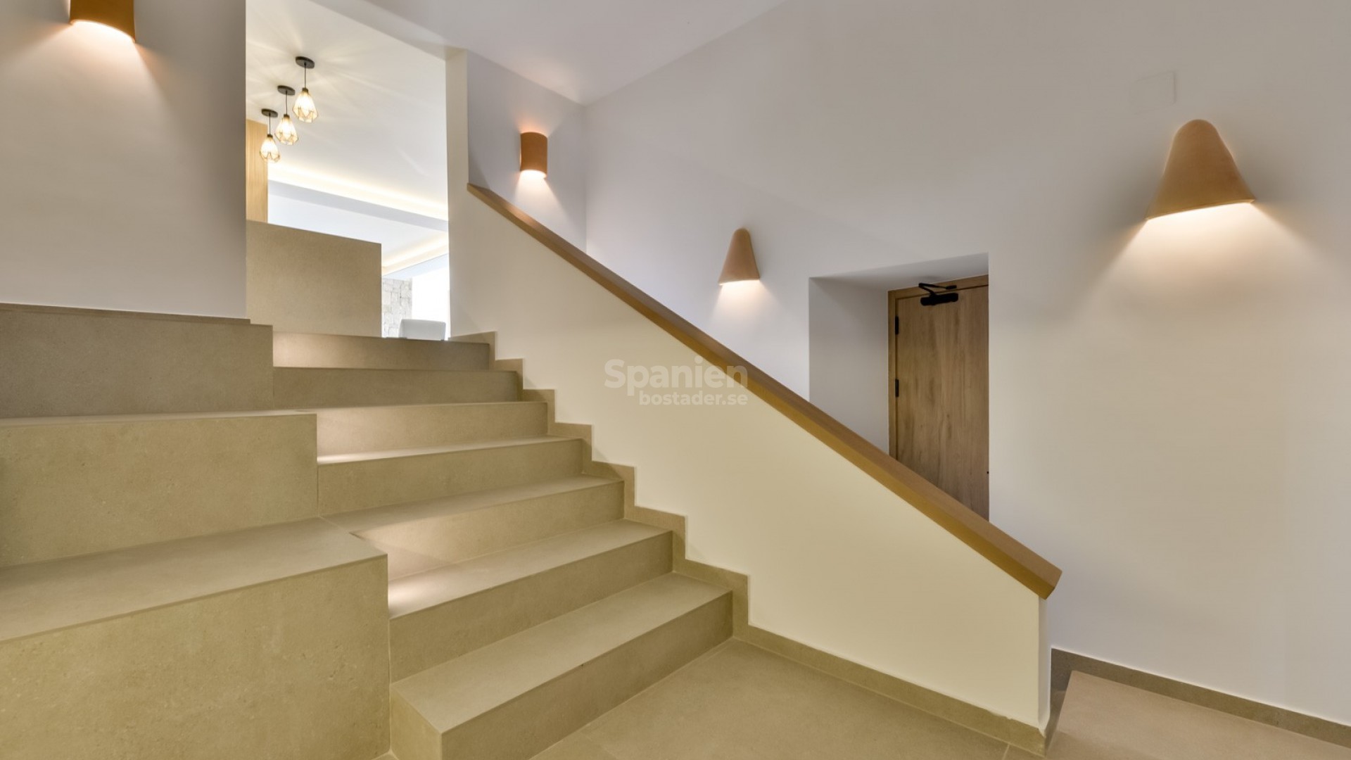 Resale - Villa -
Altea