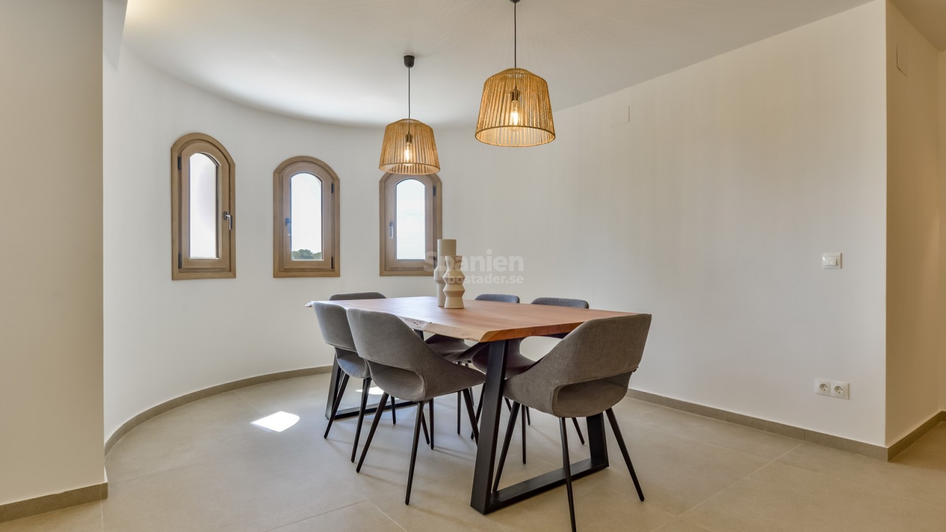 Resale - Villa -
Altea