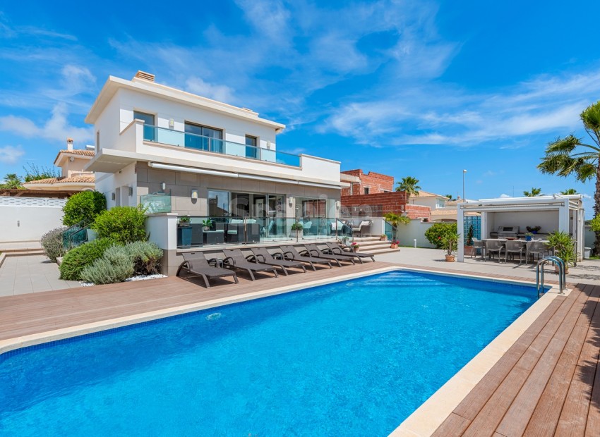 Resale - Villa -
Ciudad Quesada - Rojales - Cuidad Quesada