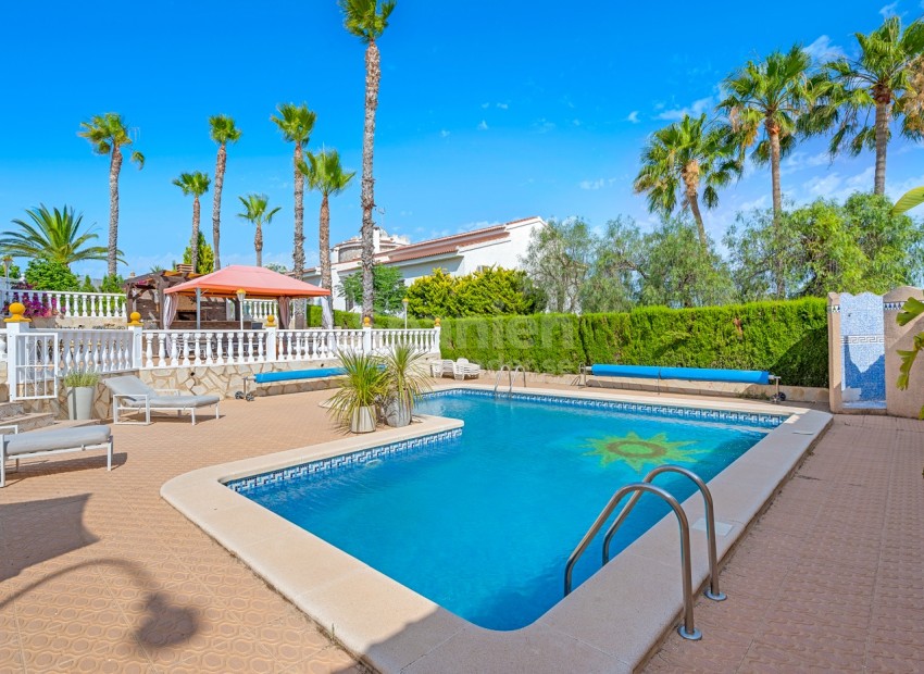 Resale - Villa -
Ciudad Quesada - Rojales - Cuidad Quesada