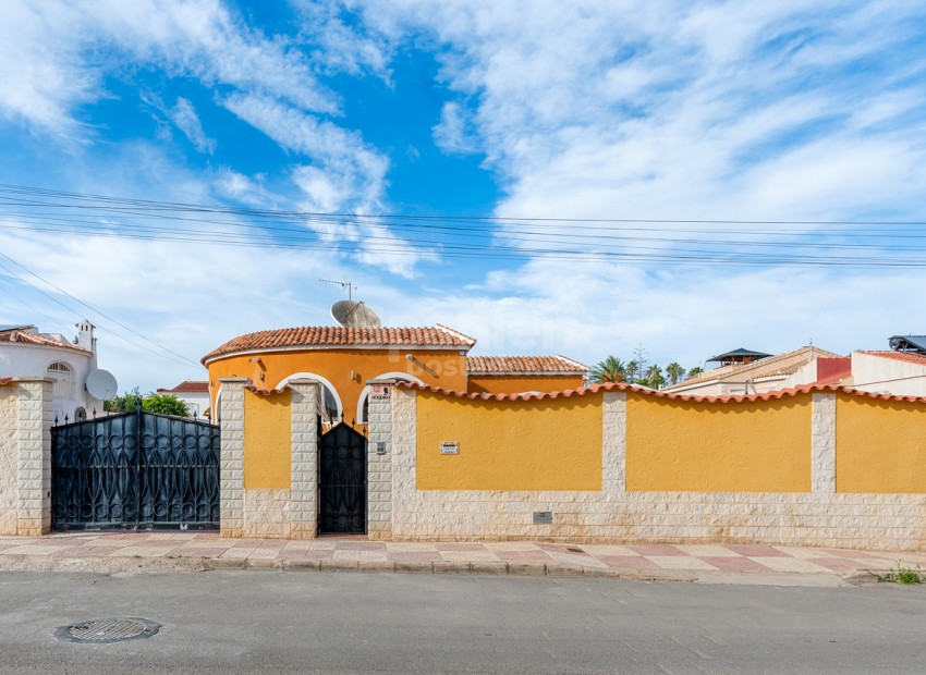 Resale - Villa -
Ciudad Quesada - Rojales - Cuidad Quesada