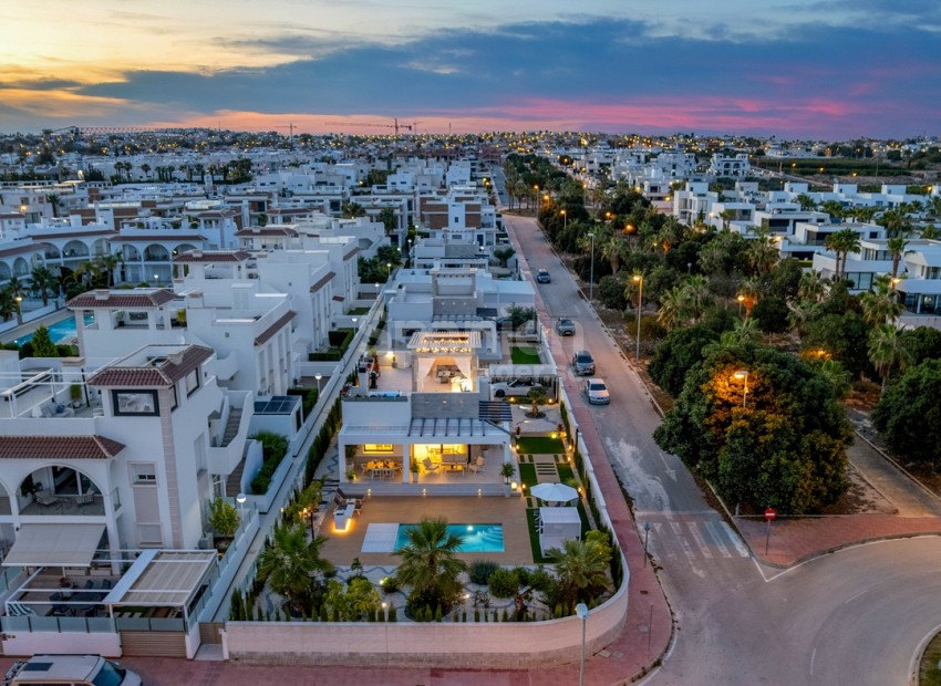 Resale - Villa -
Ciudad Quesada - Rojales - Cuidad Quesada