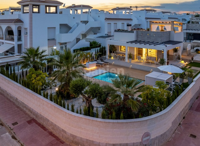 Resale - Villa -
Ciudad Quesada - Rojales - Cuidad Quesada